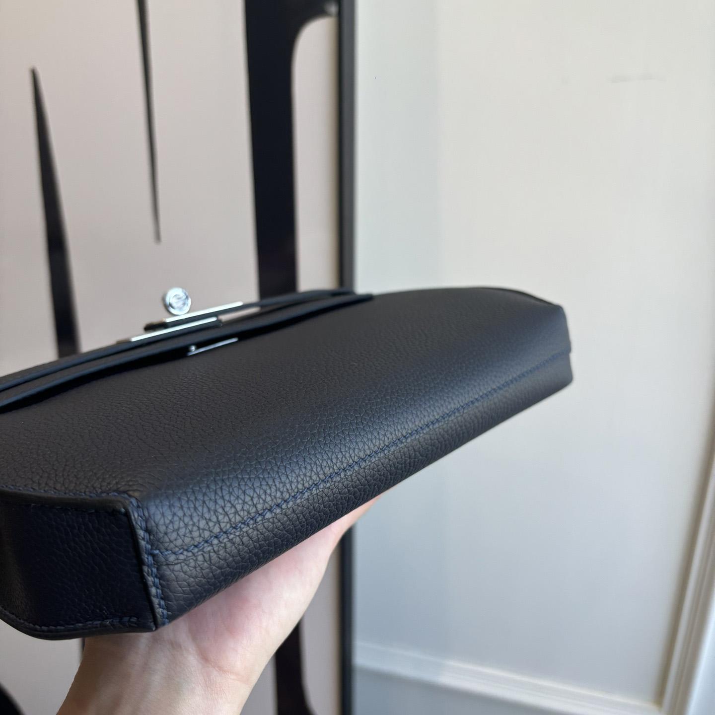 Hermes Kelly Depeches 25 Pouch - FashionPlug