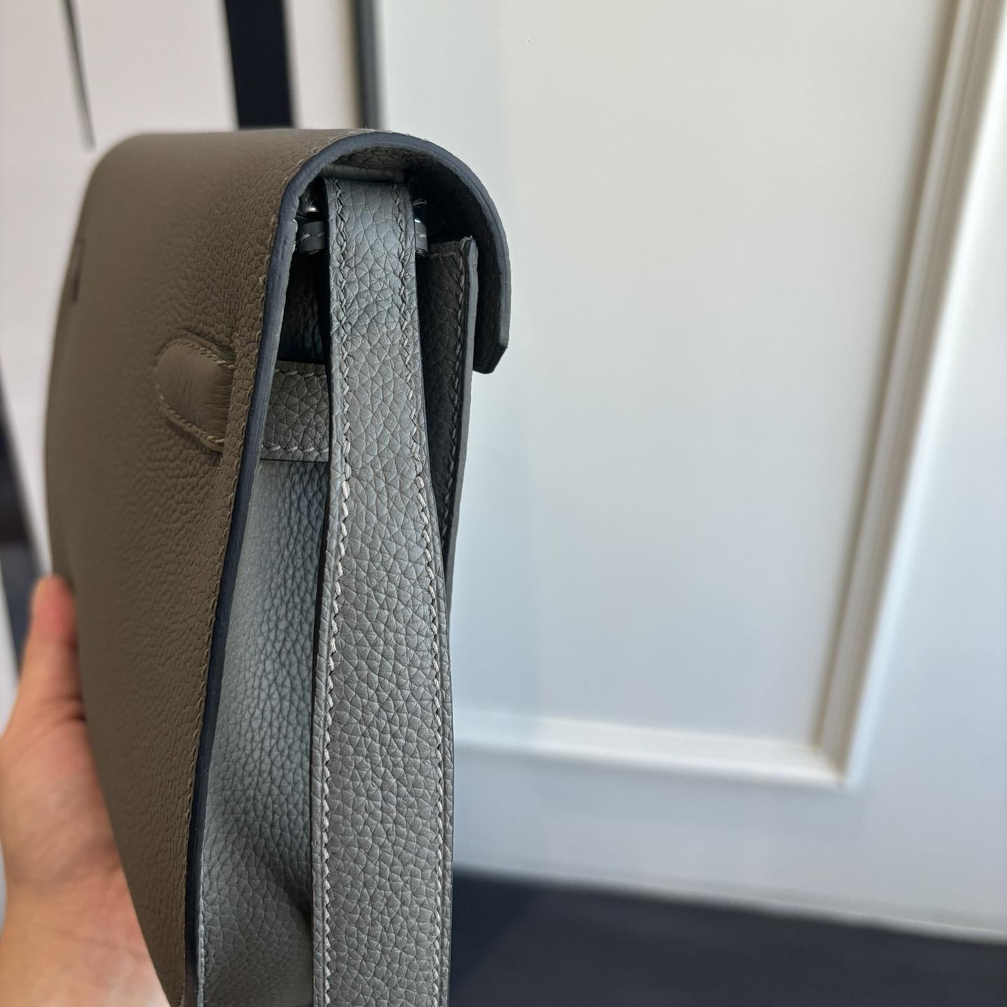 Hermes Kelly Depeches 25 Pouch - FashionPlug