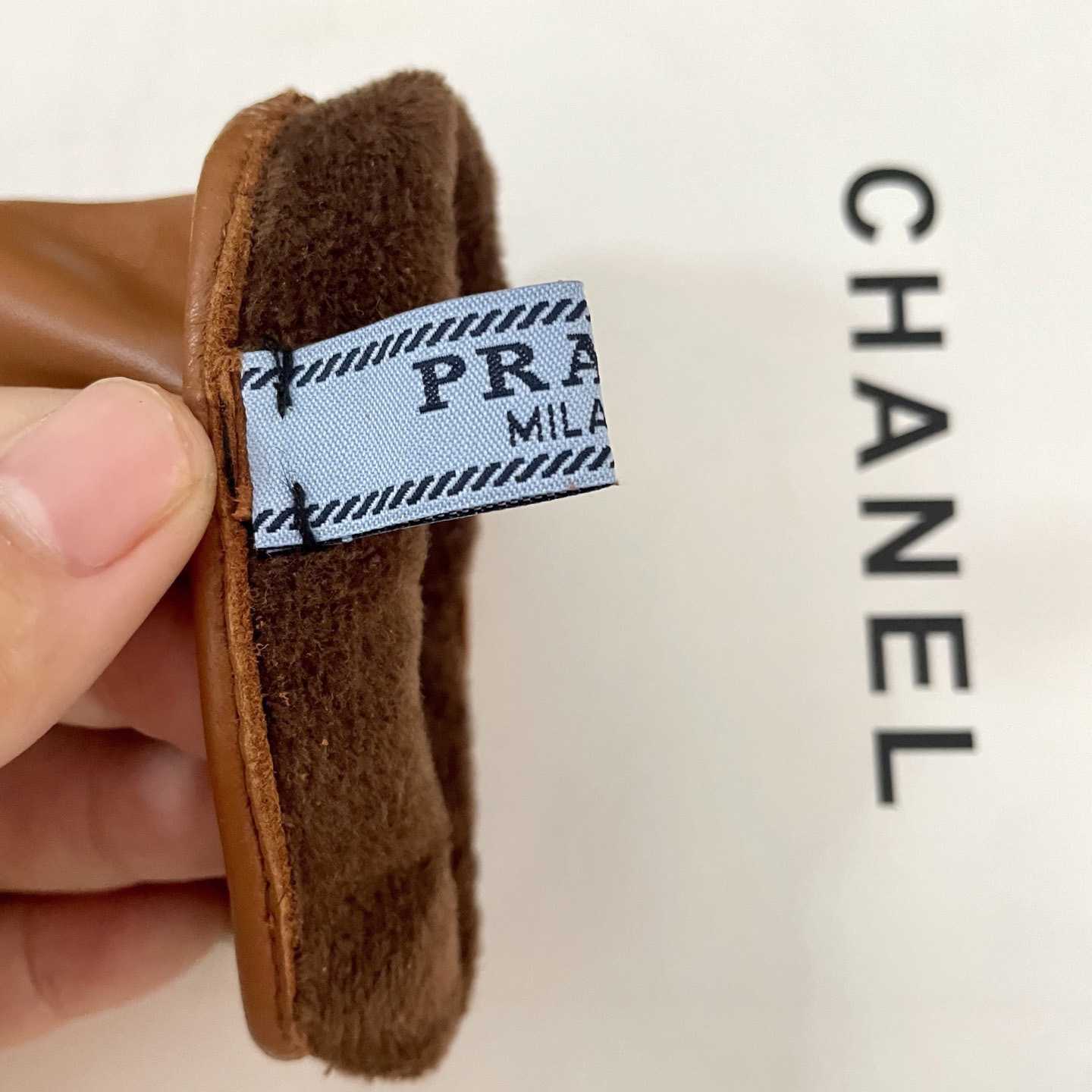 Prada Women's Gloves - FashionPlug