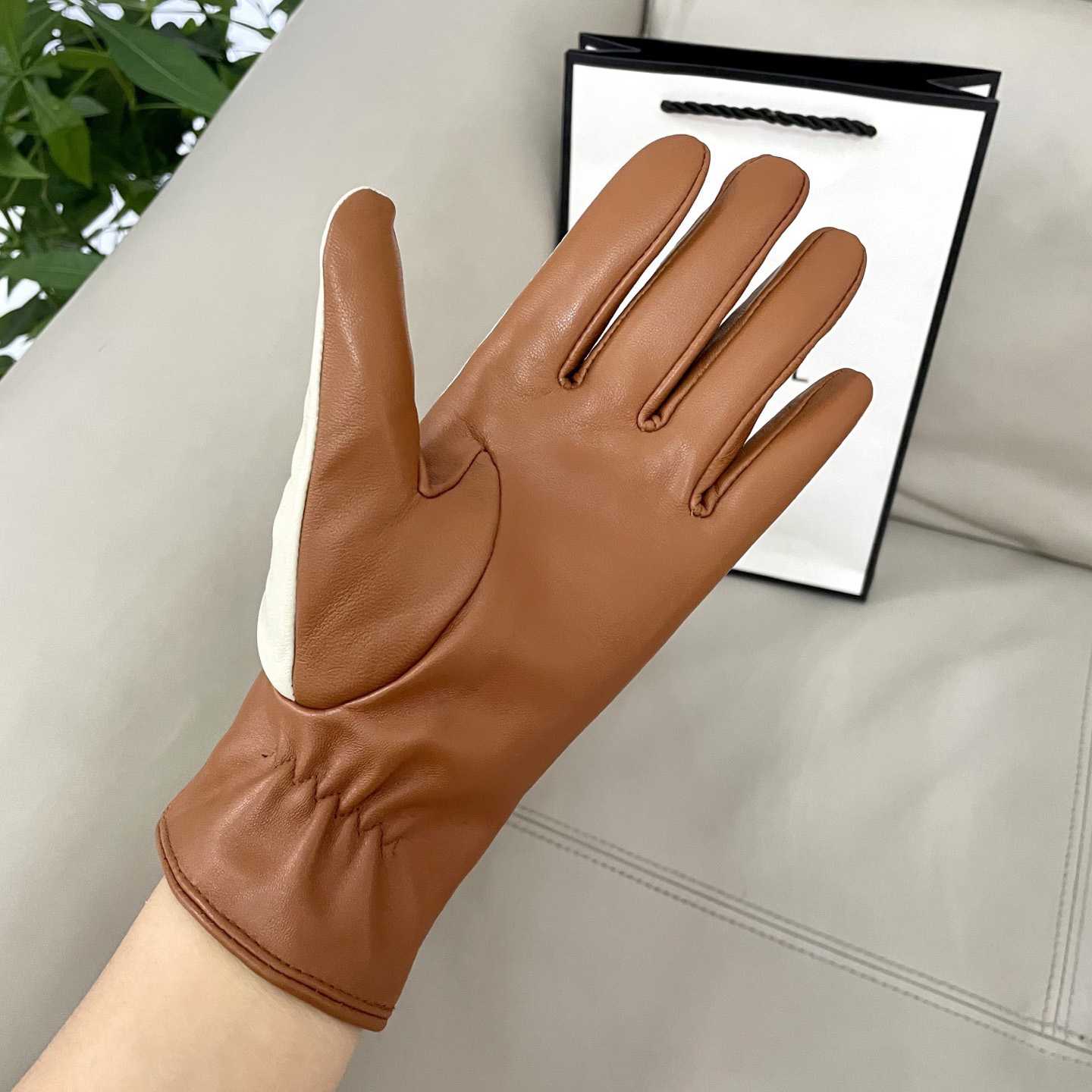 Prada Women's Gloves - FashionPlug