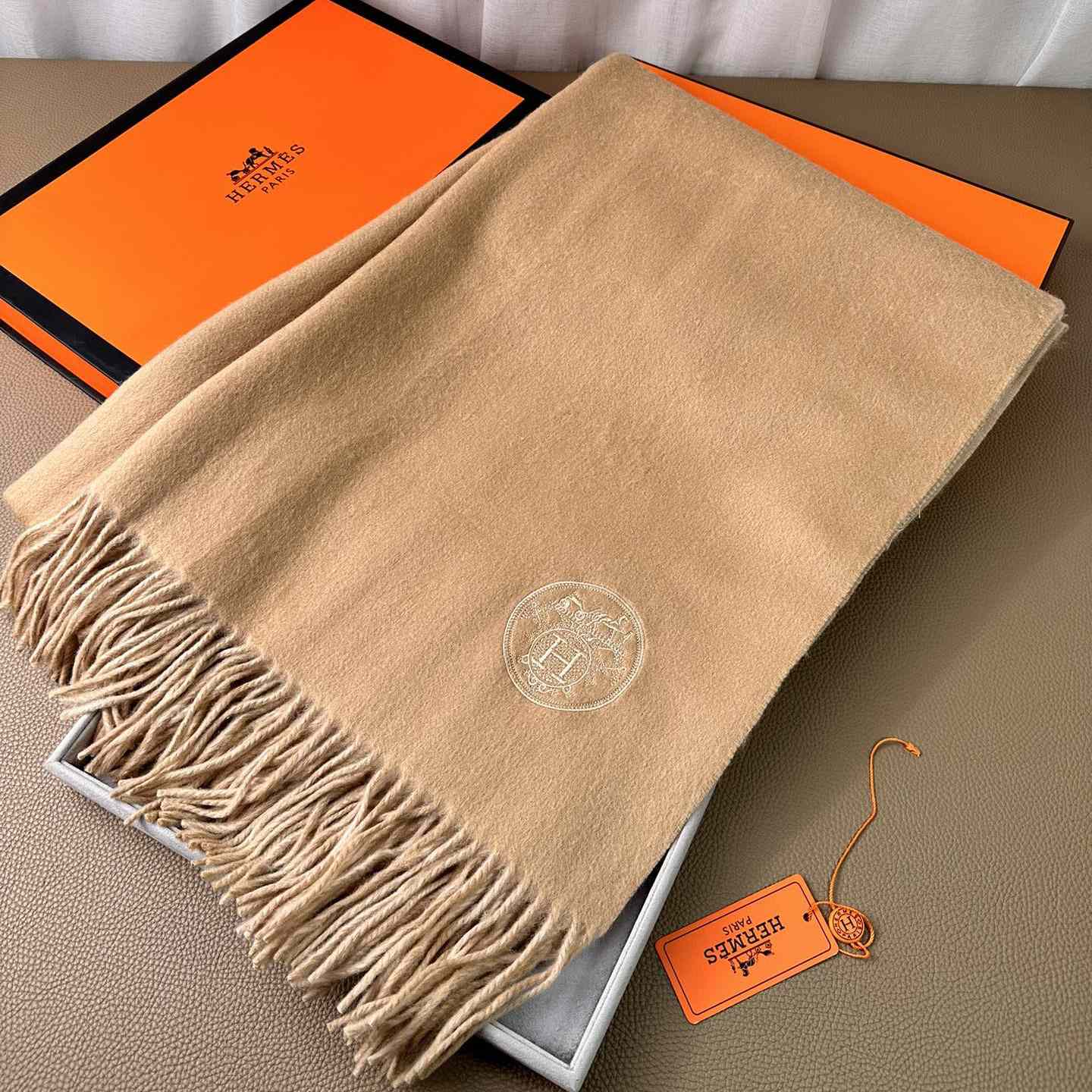 Hermès double-sided cashwool scarf - FashionPlug