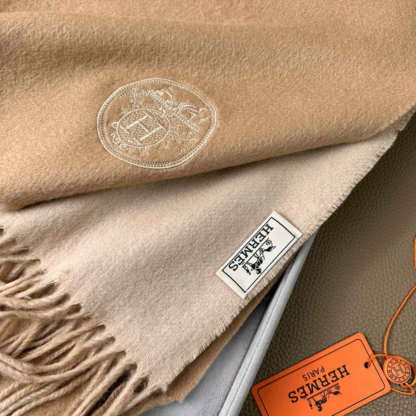 Hermès double-sided cashwool scarf - FashionPlug