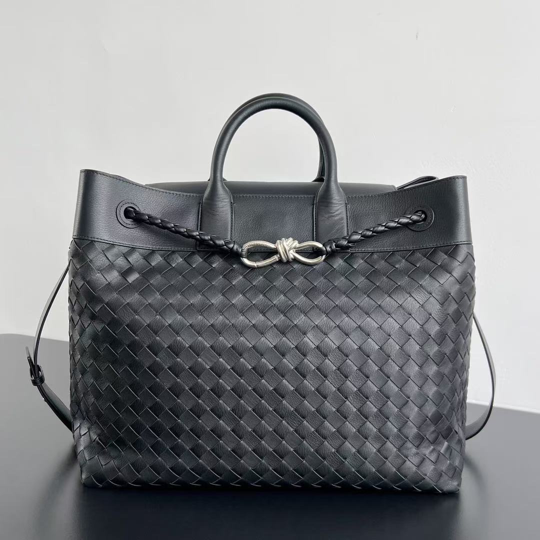 Bottega Veneta Andiamo   43*39*20cm - FashionPlug