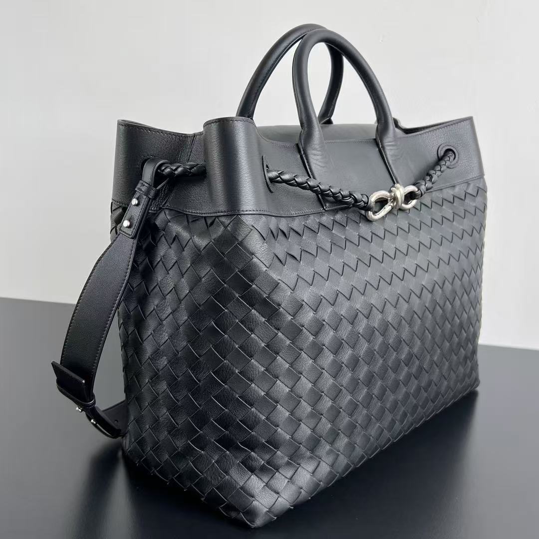 Bottega Veneta Andiamo   43*39*20cm - FashionPlug