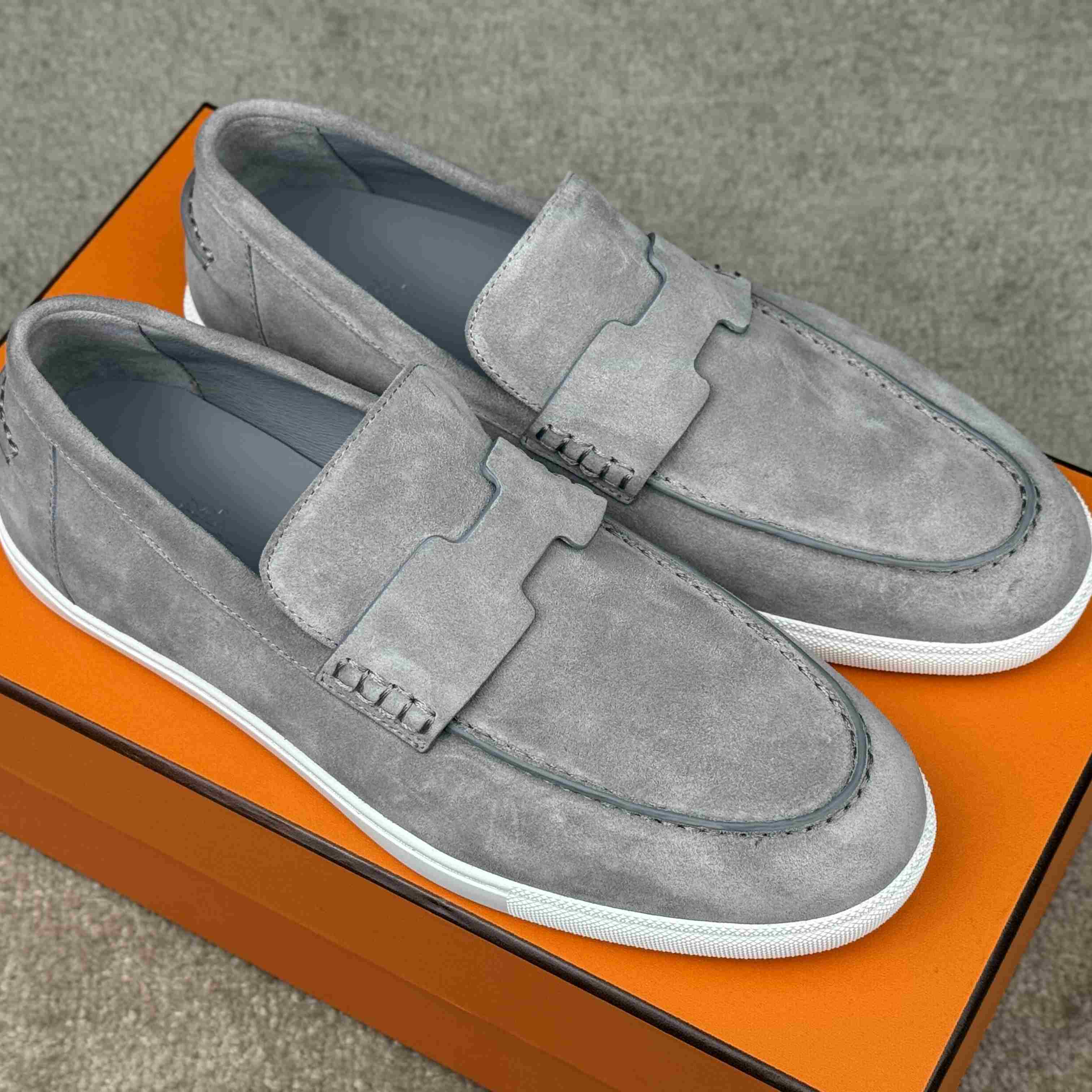 Hermes Job Loafer - FashionPlug