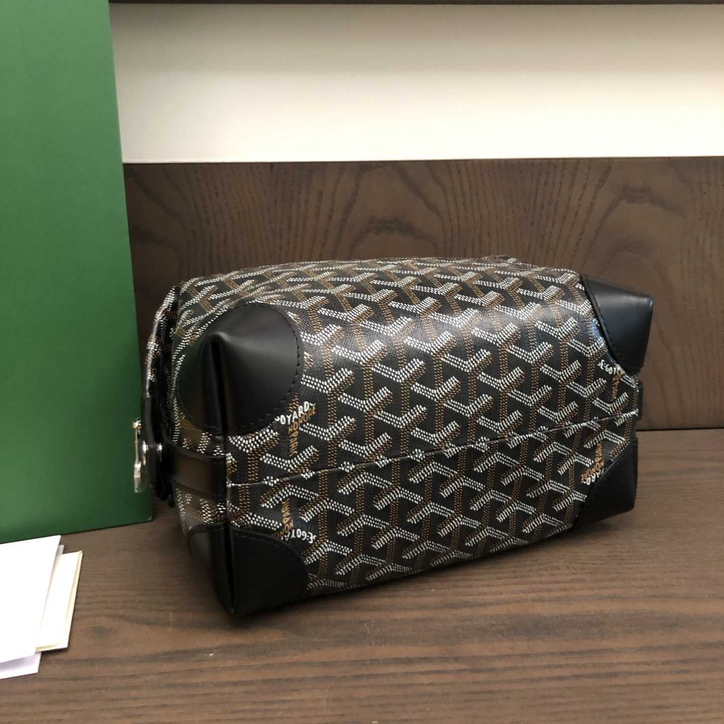 Goyard Bowling 25 Toiletry Bag - FashionPlug