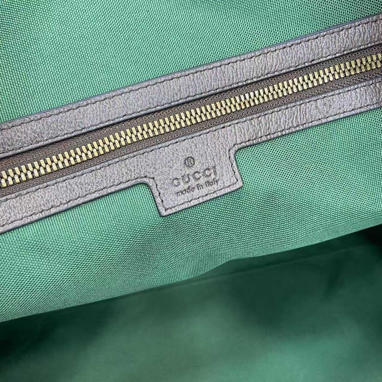 Gucci Savoy Medium Duffle Bag - FashionPlug
