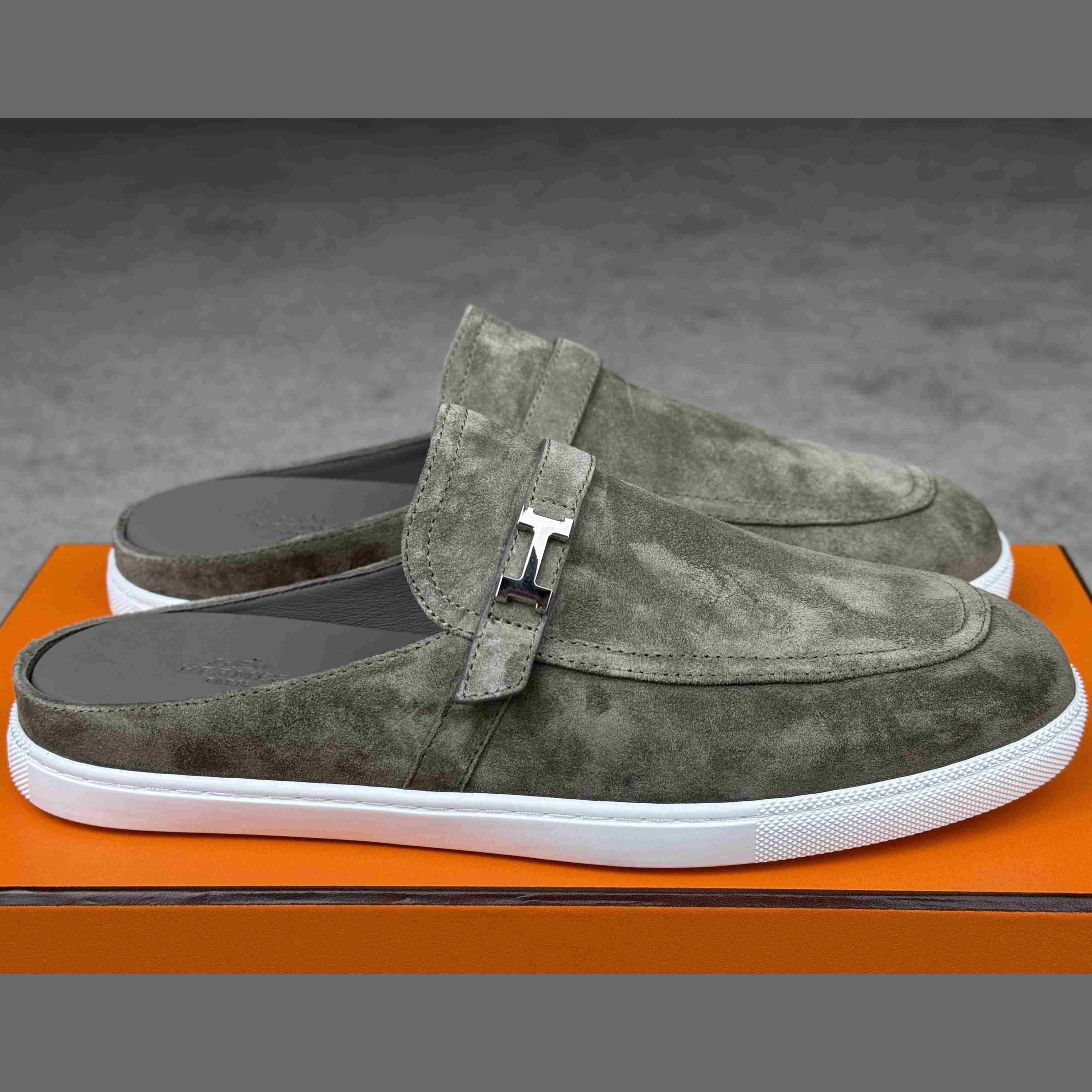 Hermes Likely Mule  - FashionPlug