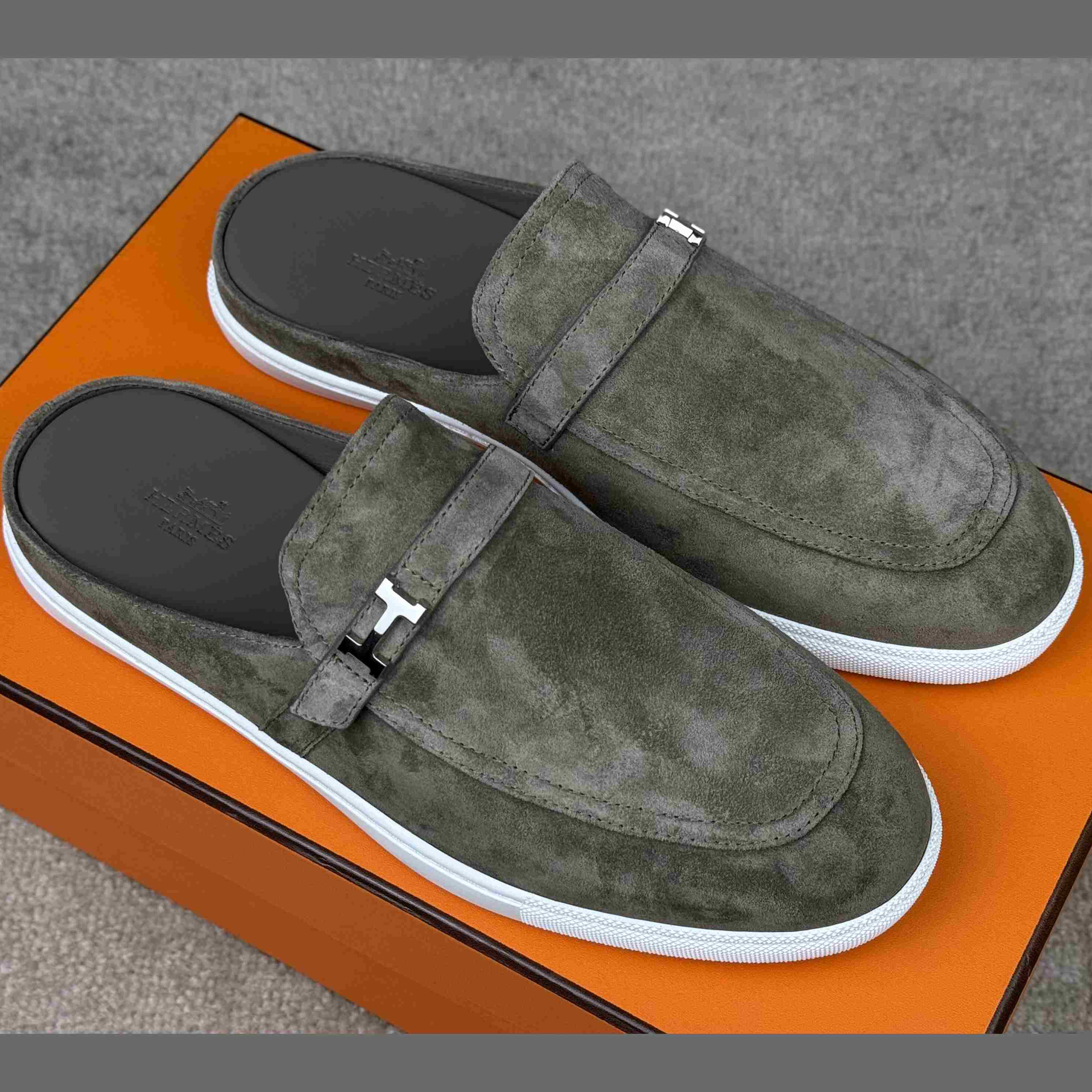 Hermes Likely Mule  - FashionPlug
