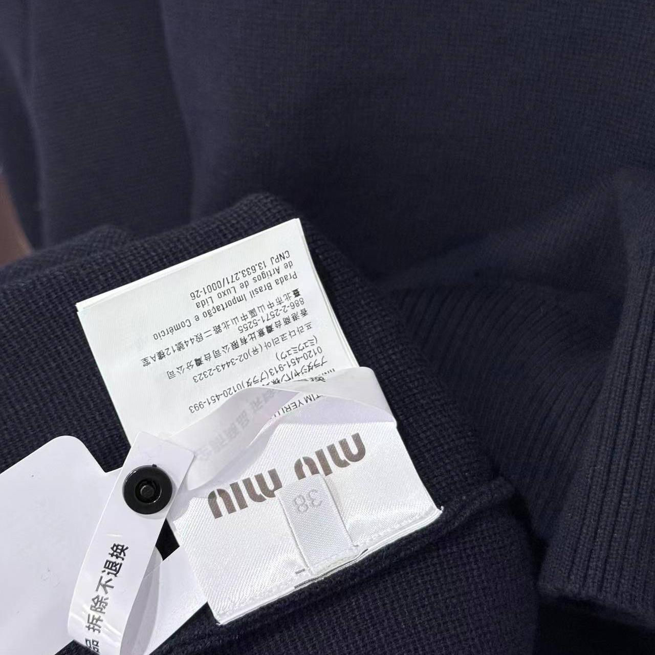 Miu Miu Wool And Leather Zipper Cardigan - FashionPlug