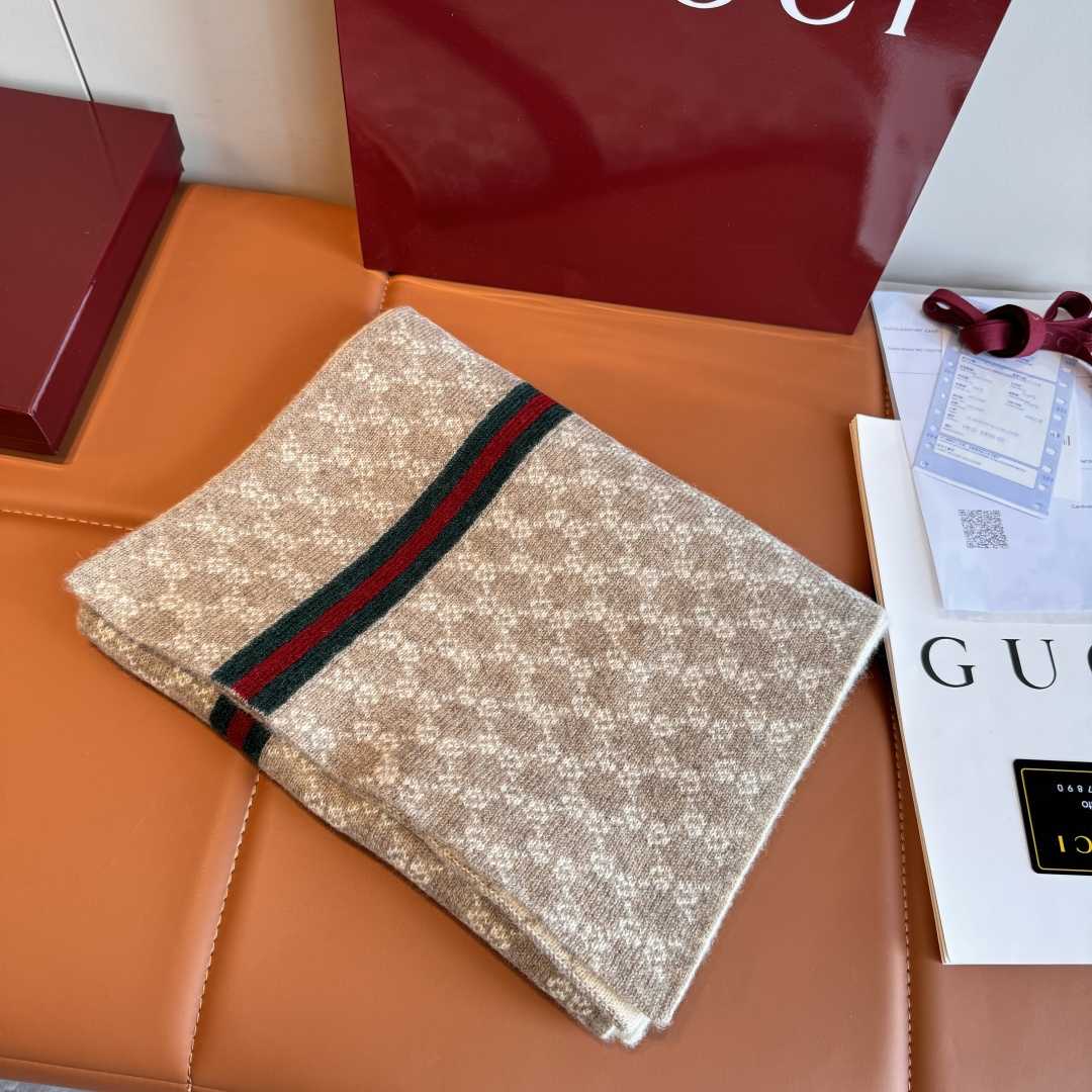 Gucci GG Supreme Scarf - FashionPlug