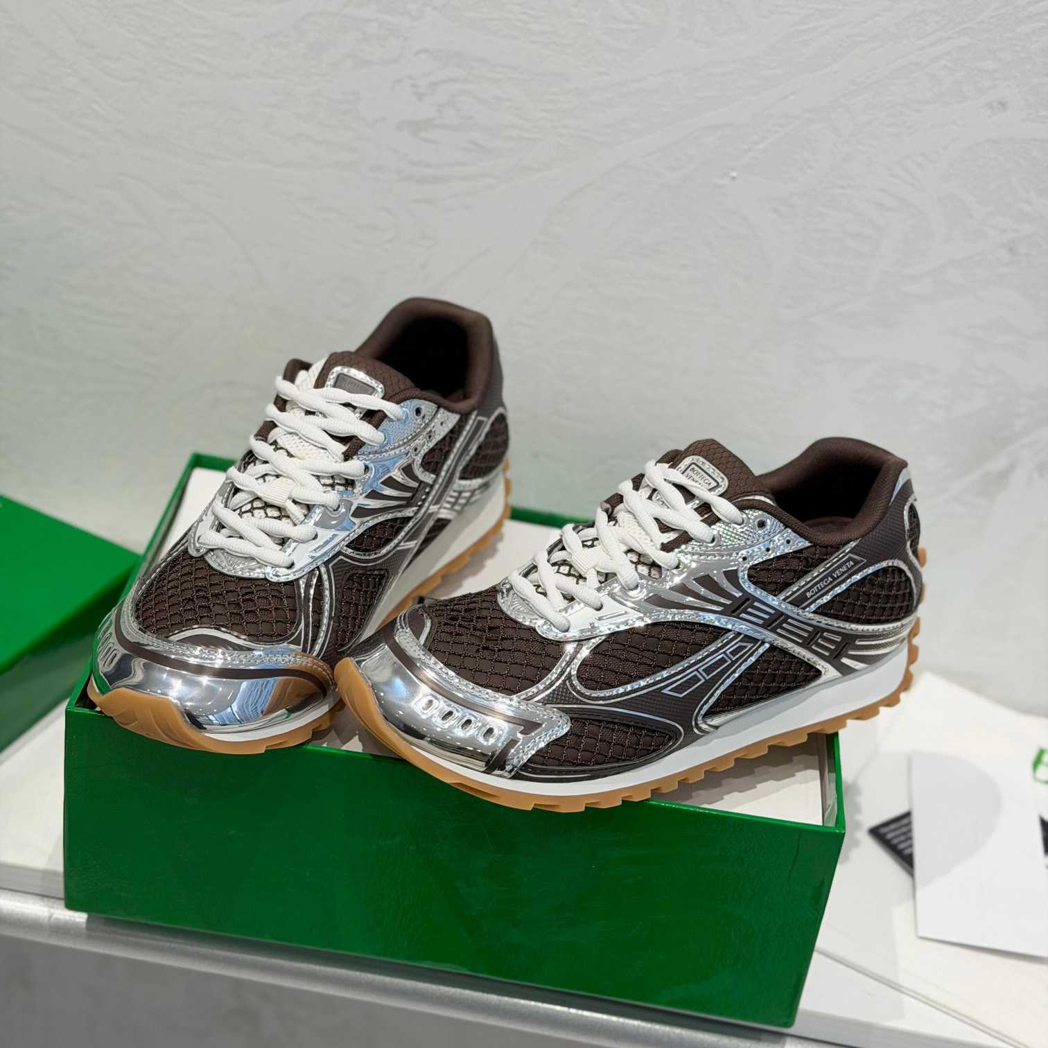 Bottega Veneta Orbit  Sneaker - FashionPlug