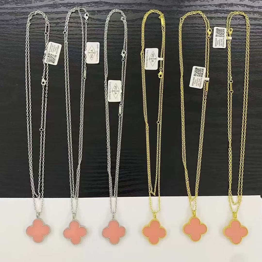 Van Cleef & Arpels Necklace - FashionPlug