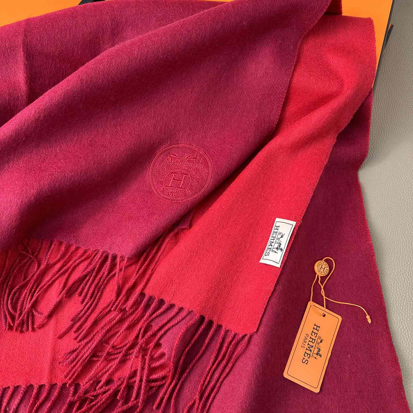 Hermès double-sided cashwool scarf - FashionPlug