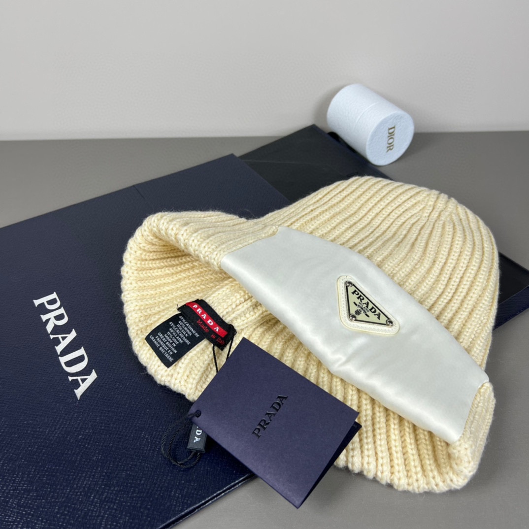 Prada Beanie - FashionPlug