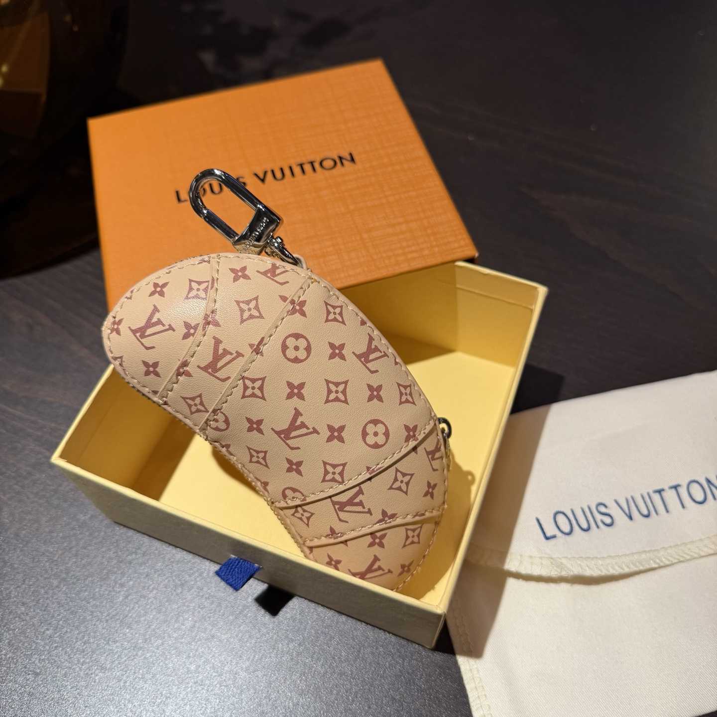 Louis Vuitton LV Croissant Bag Charm    M01858 - FashionPlug