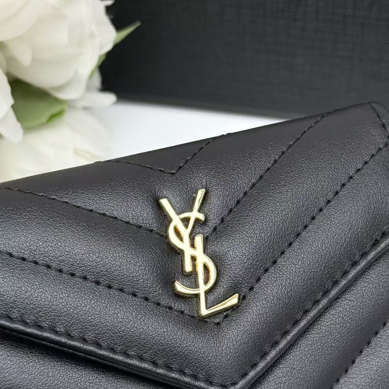 Saint Laurent Cassandre Matelassé Wallet  12·5*10*2.5cm - FashionPlug