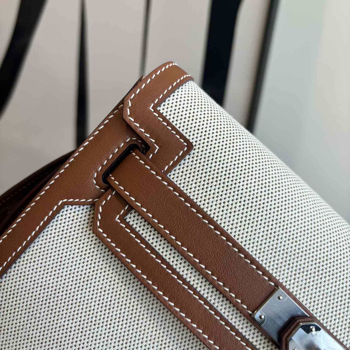 Hermes Kelly Depeches 25 Pouch - FashionPlug