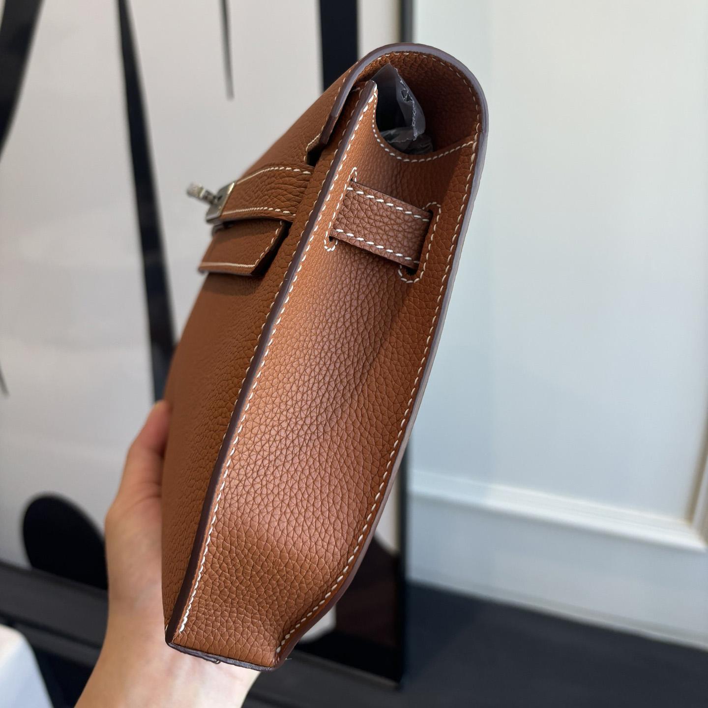 Hermes Kelly Depeches 25 Pouch - FashionPlug