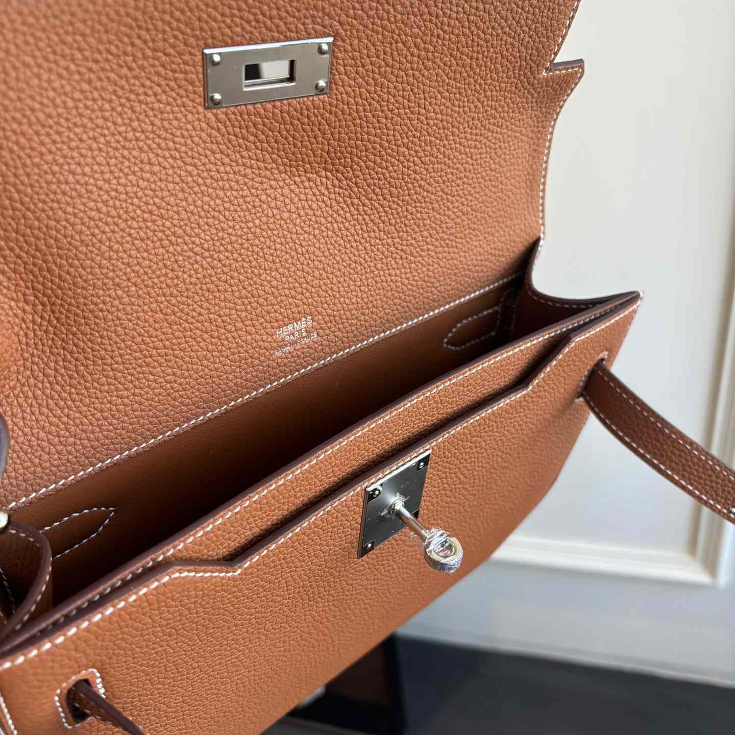 Hermes Kelly Depeches 25 Pouch - FashionPlug