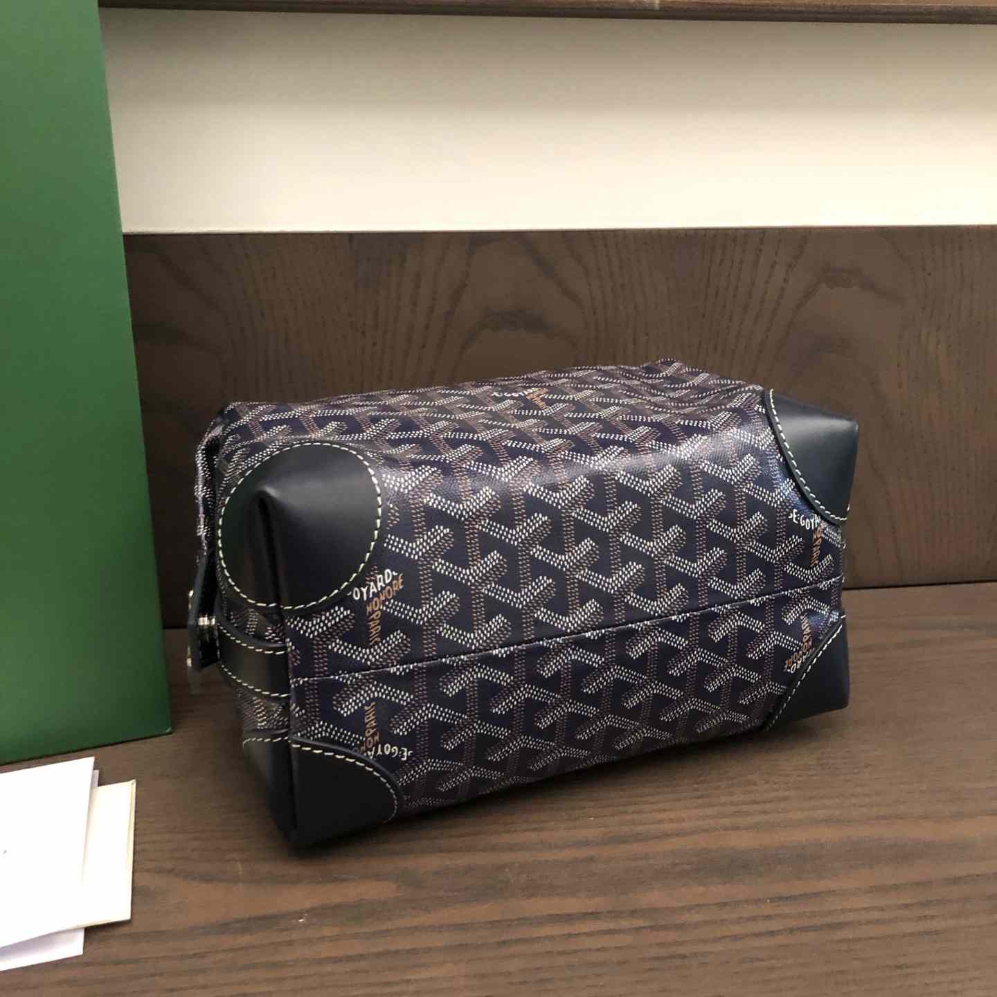 Goyard Bowling 25 Toiletry Bag - FashionPlug
