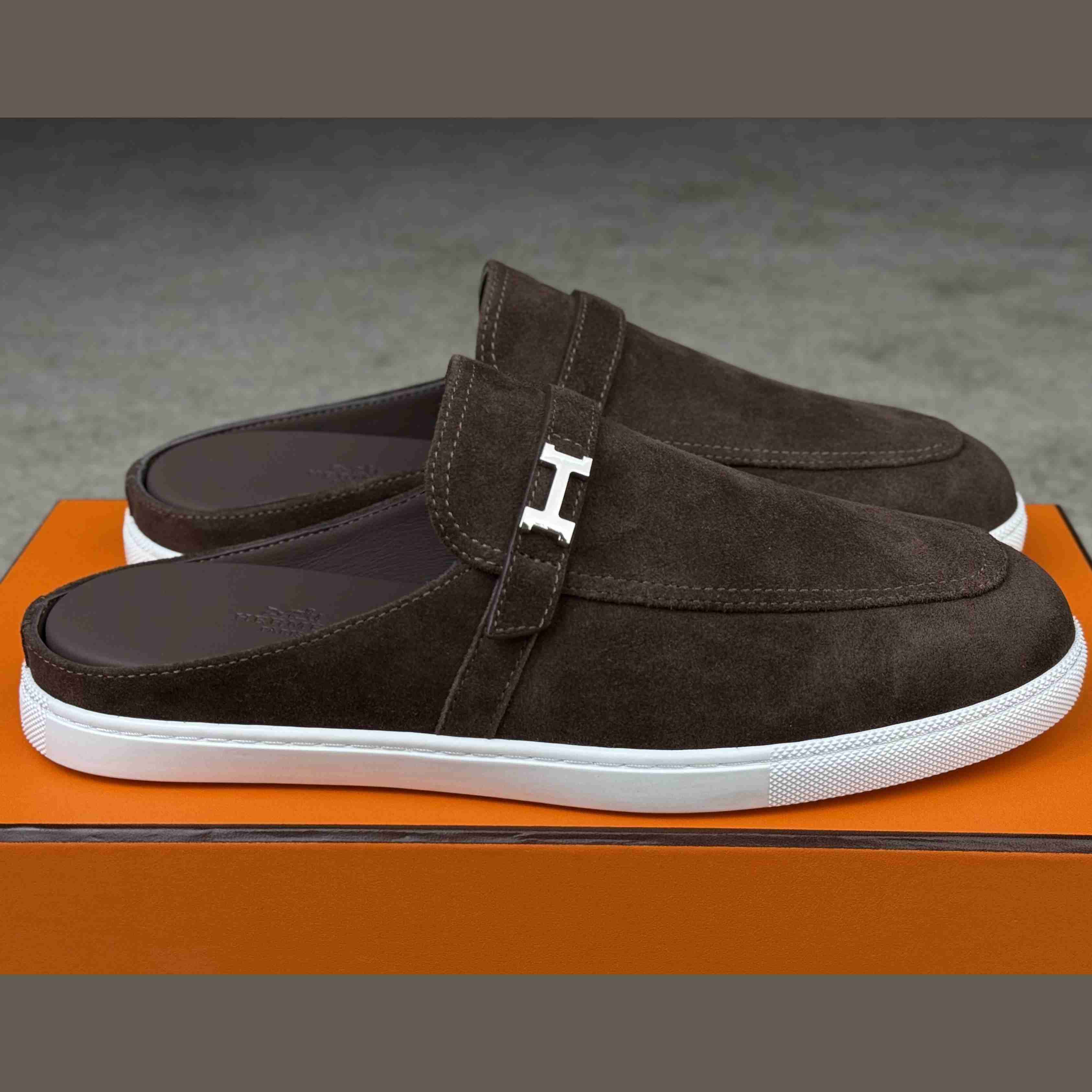 Hermes Likely Mule  - FashionPlug