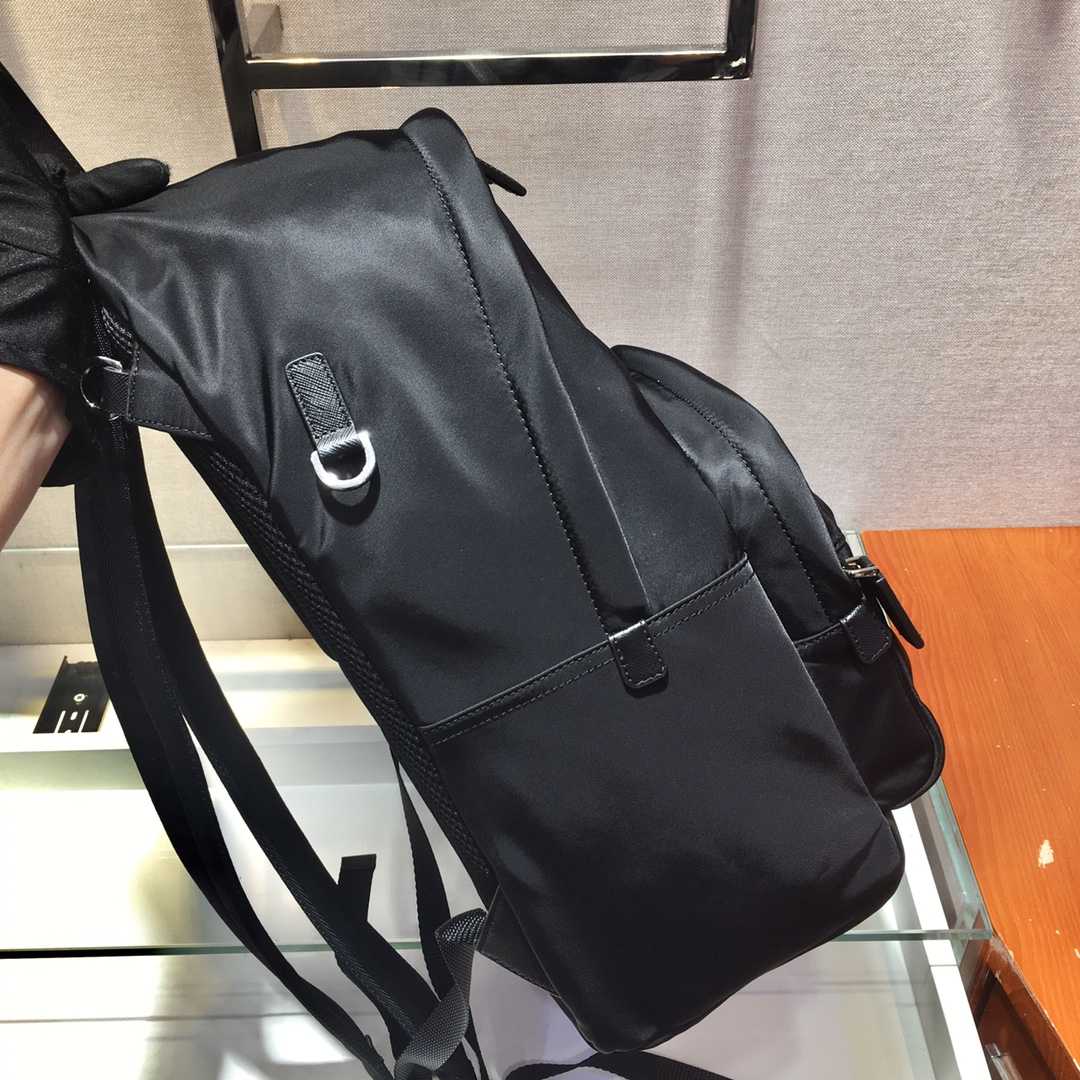 Prada Black Nylon And Saffiano Backpack   29*40*17cm - FashionPlug