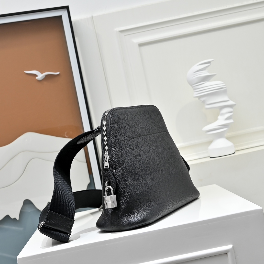 Hermès Bolide Messenger Bag - FashionPlug