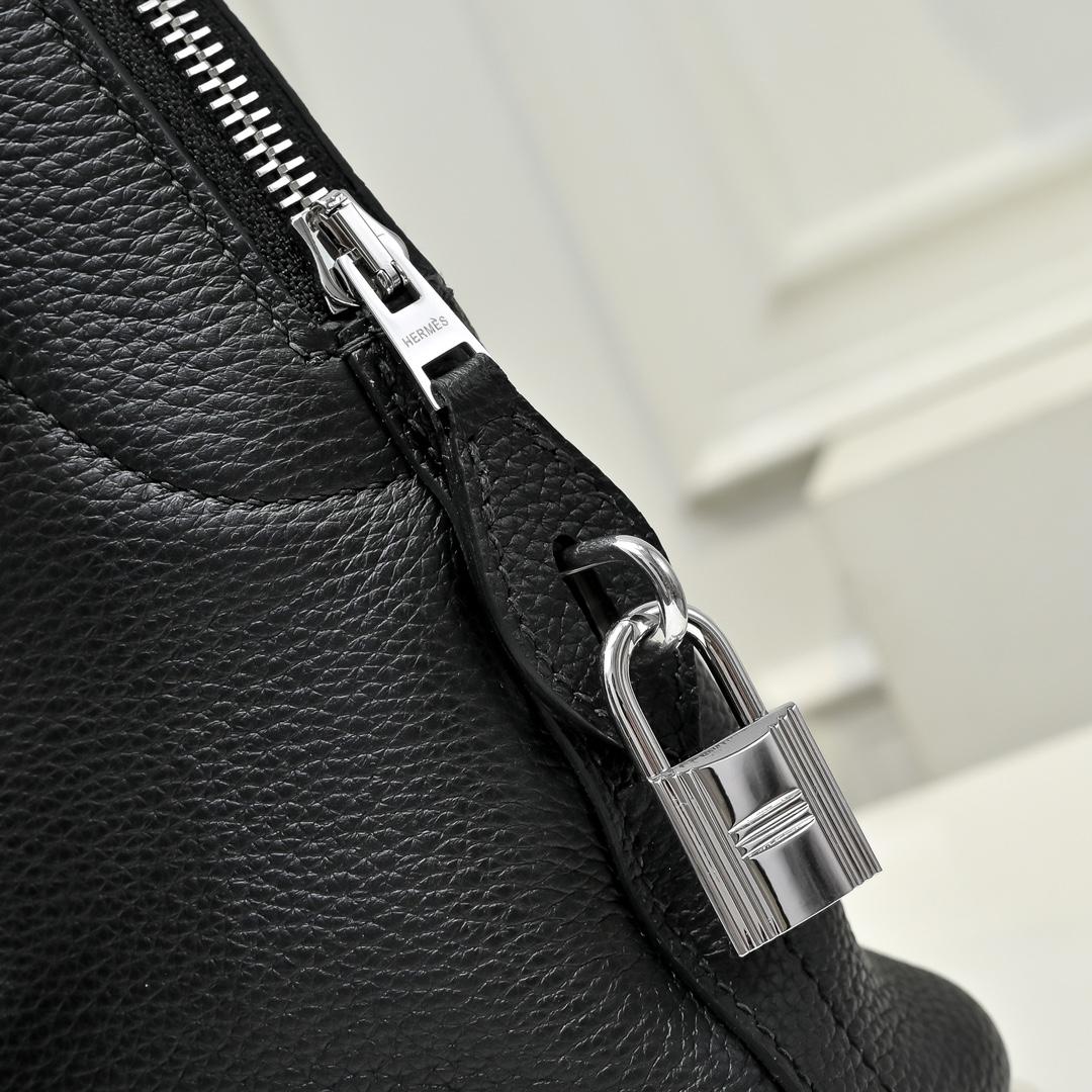 Hermès Bolide Messenger Bag - FashionPlug