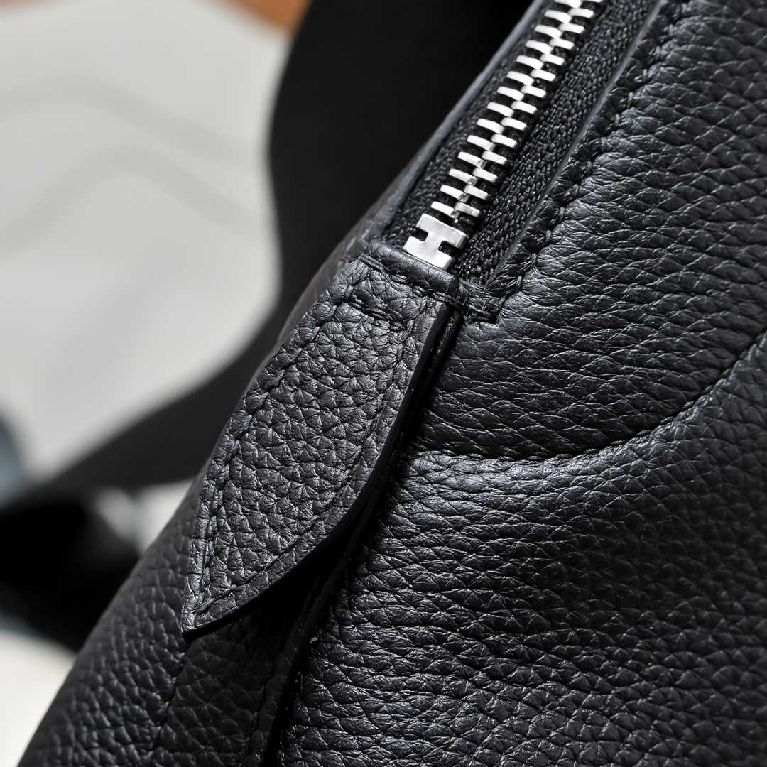 Hermès Bolide Messenger Bag - FashionPlug