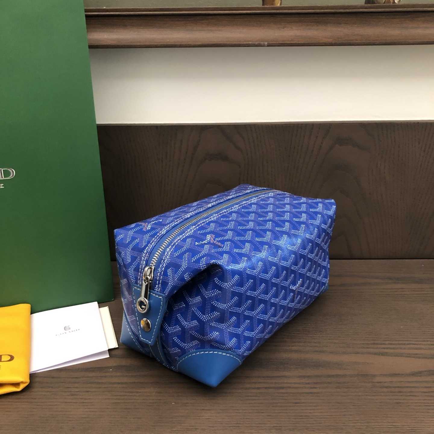 Goyard Bowling 25 Toiletry Bag - FashionPlug