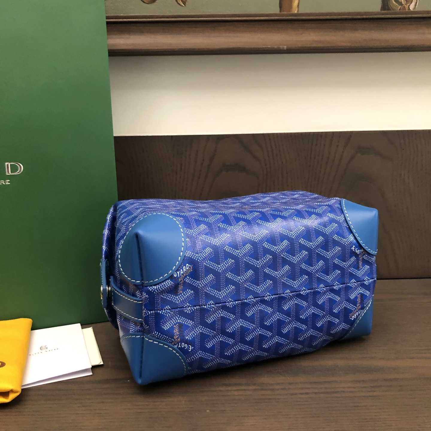 Goyard Bowling 25 Toiletry Bag - FashionPlug