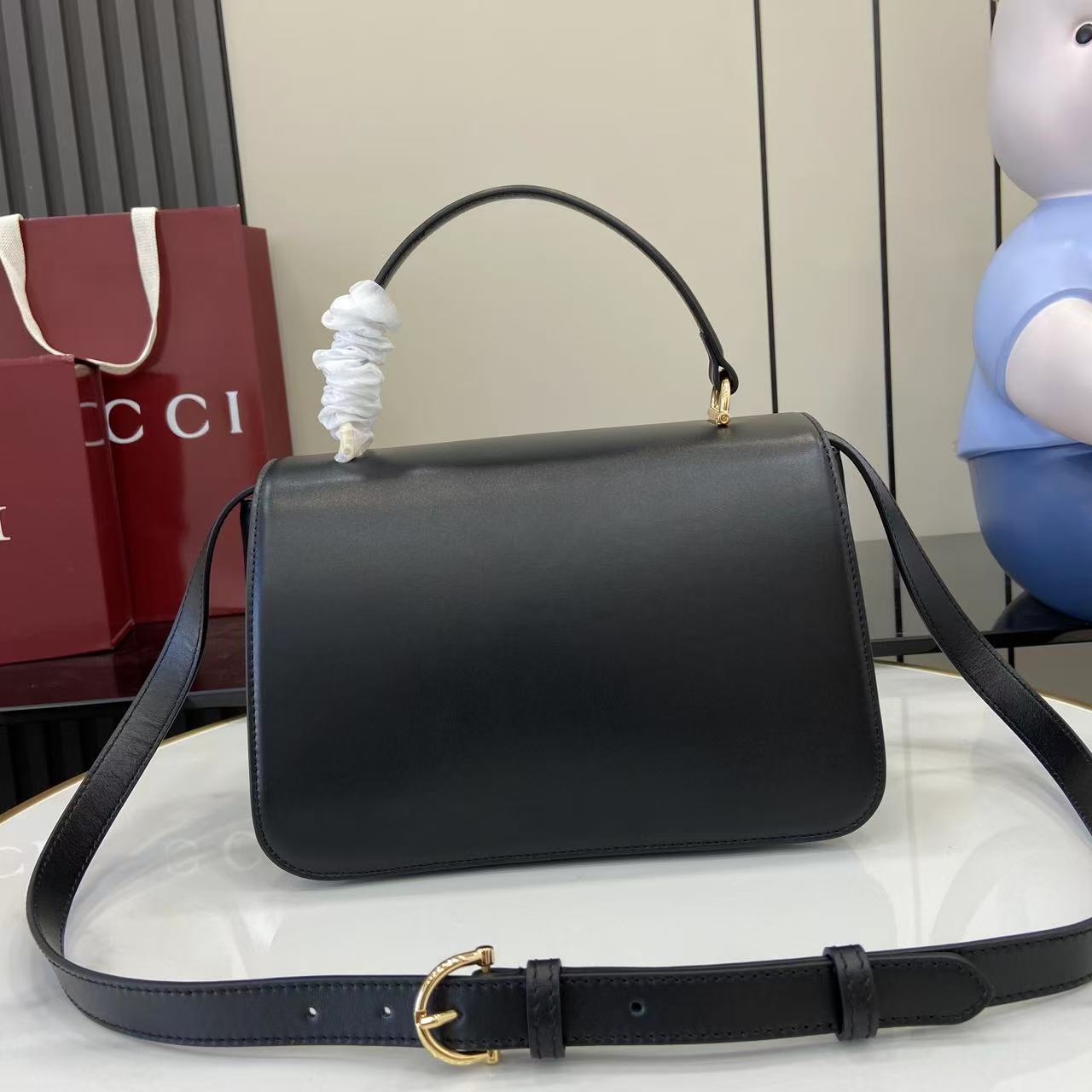 Gucci Siena Medium Top Handle Bag - FashionPlug