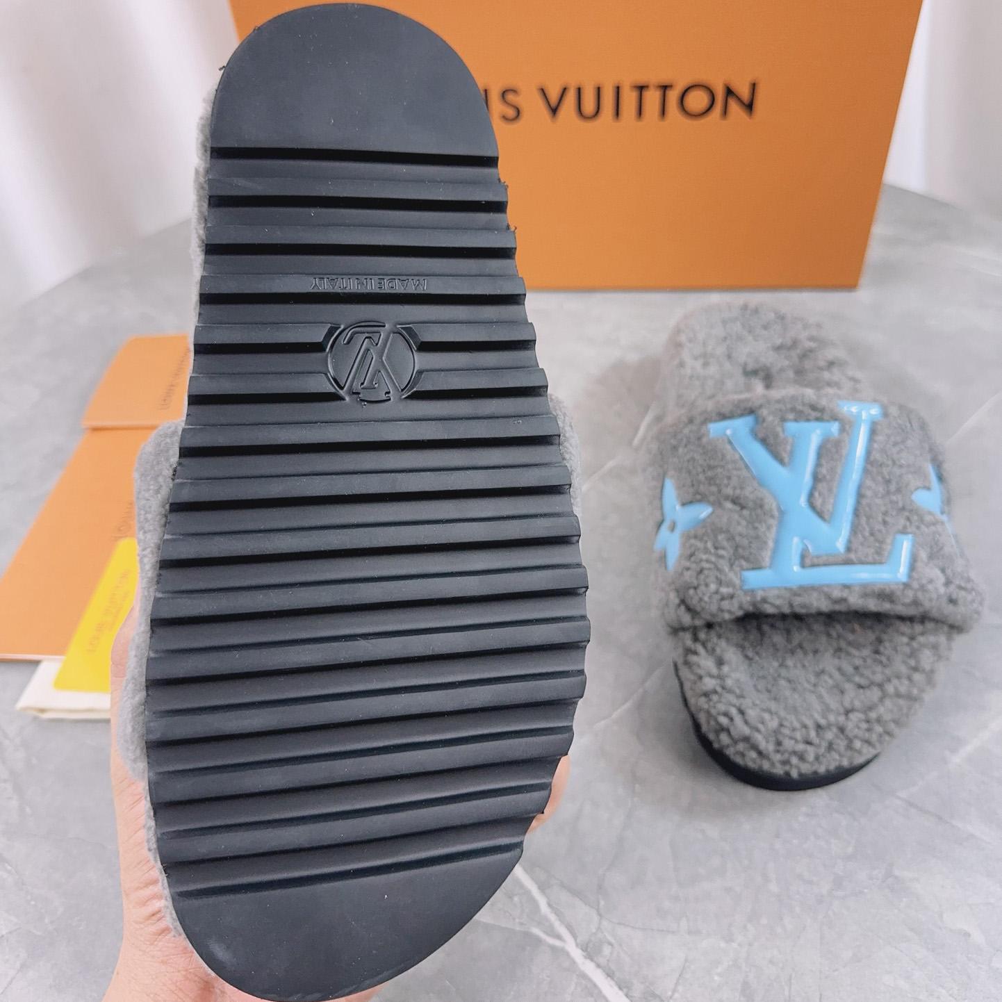 Louis Vuitton Fuzzy Slippers - FashionPlug