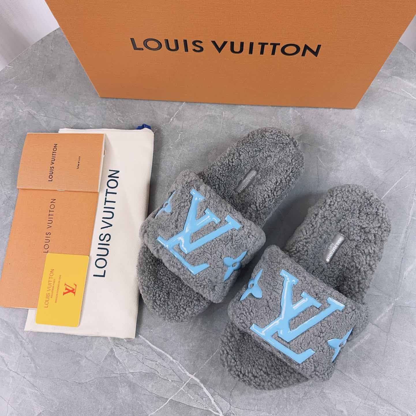 Louis Vuitton Fuzzy Slippers - FashionPlug