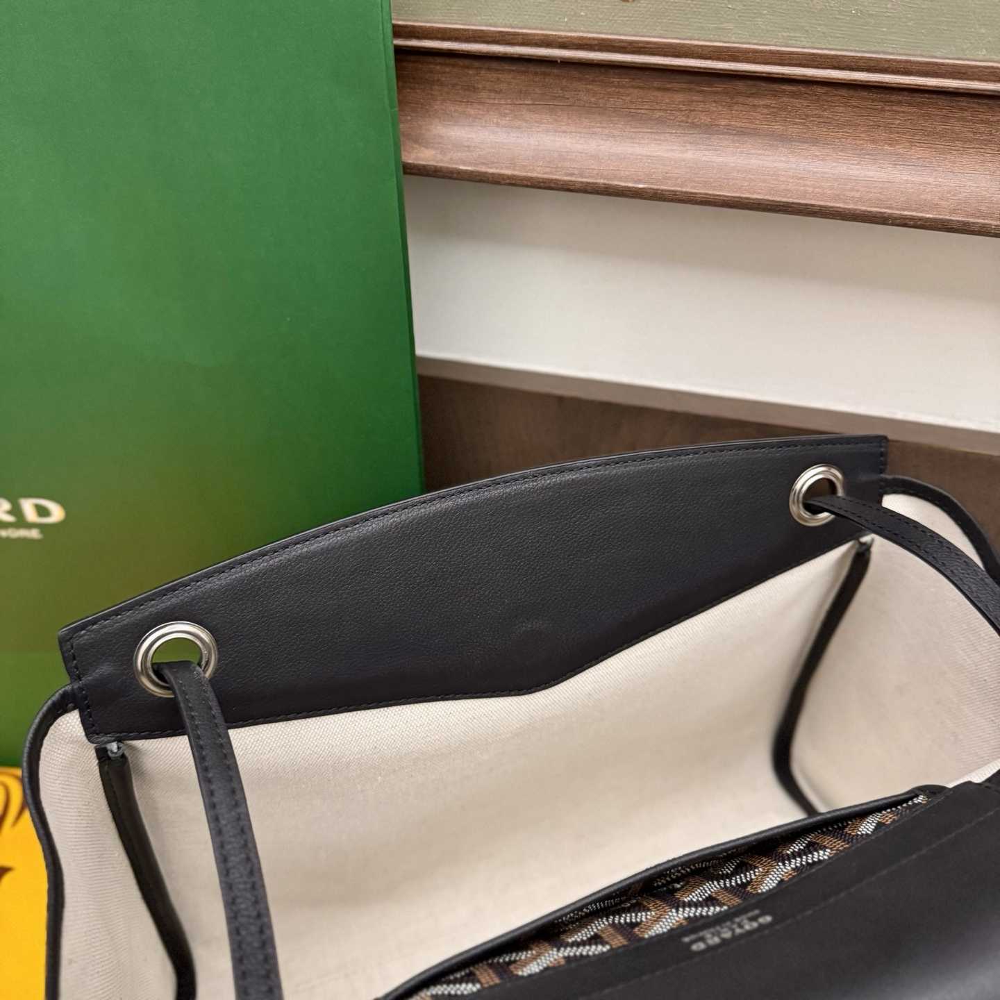 Goyard Rouette Souple Bag - FashionPlug