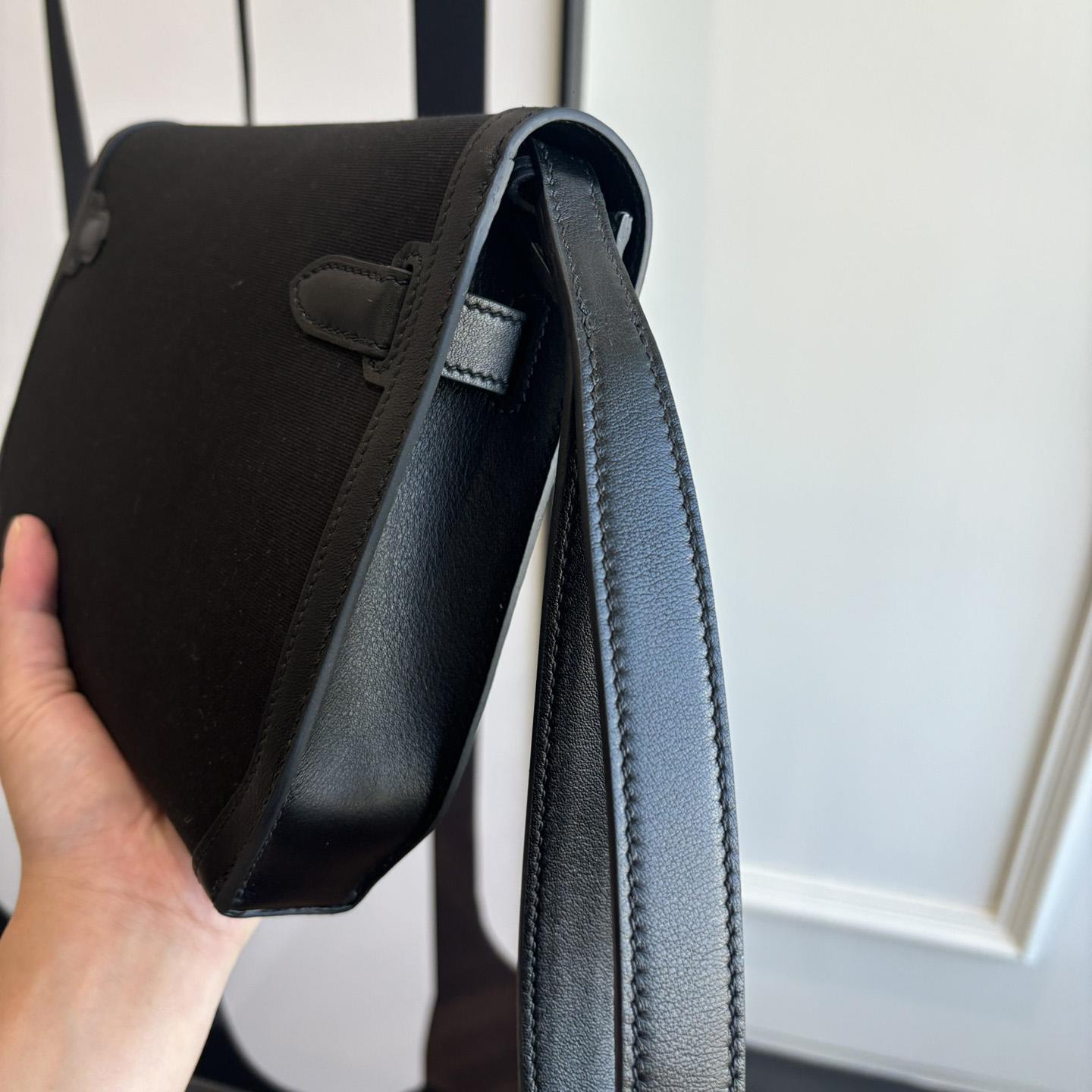 Hermes Kelly Depeches 25 Pouch - FashionPlug