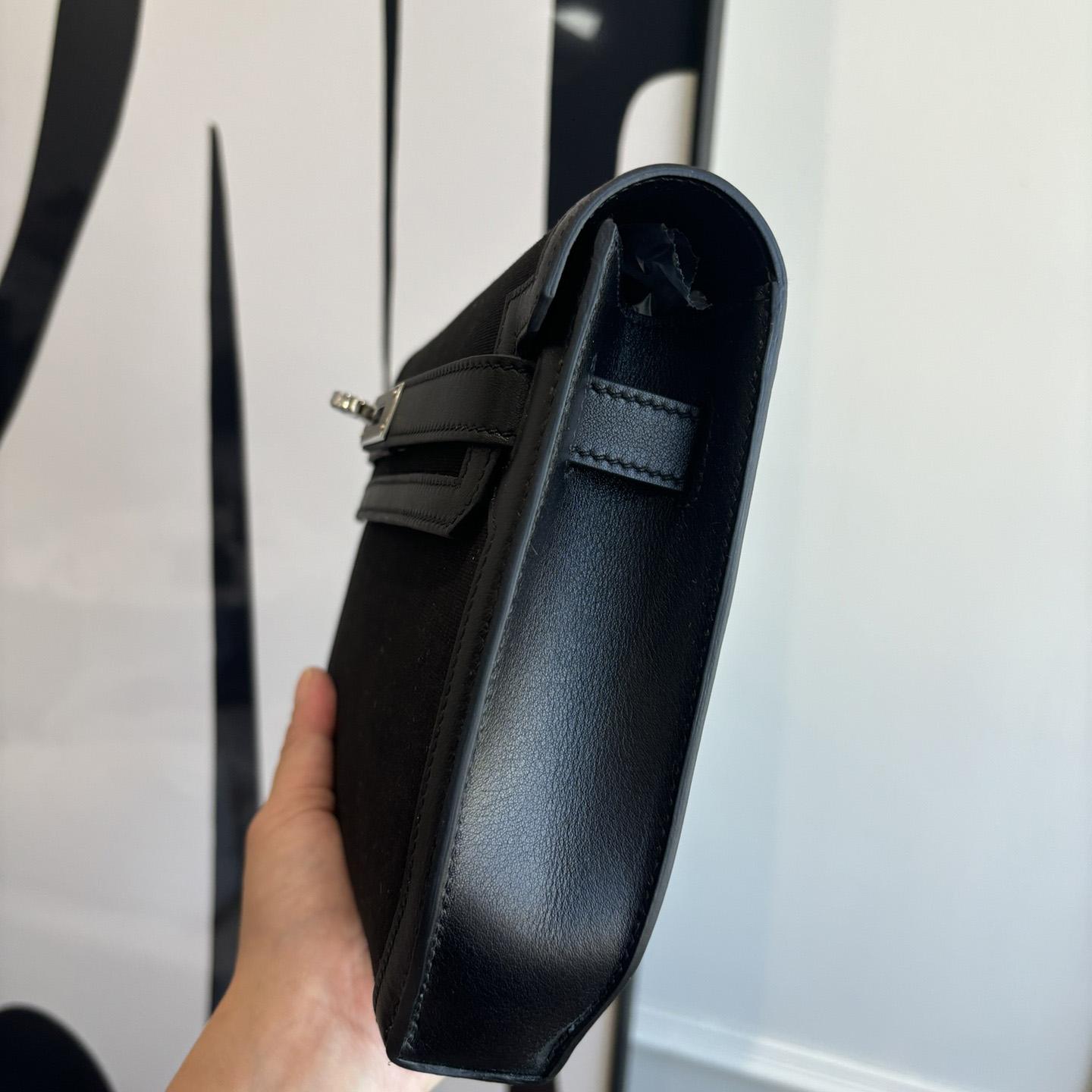 Hermes Kelly Depeches 25 Pouch - FashionPlug