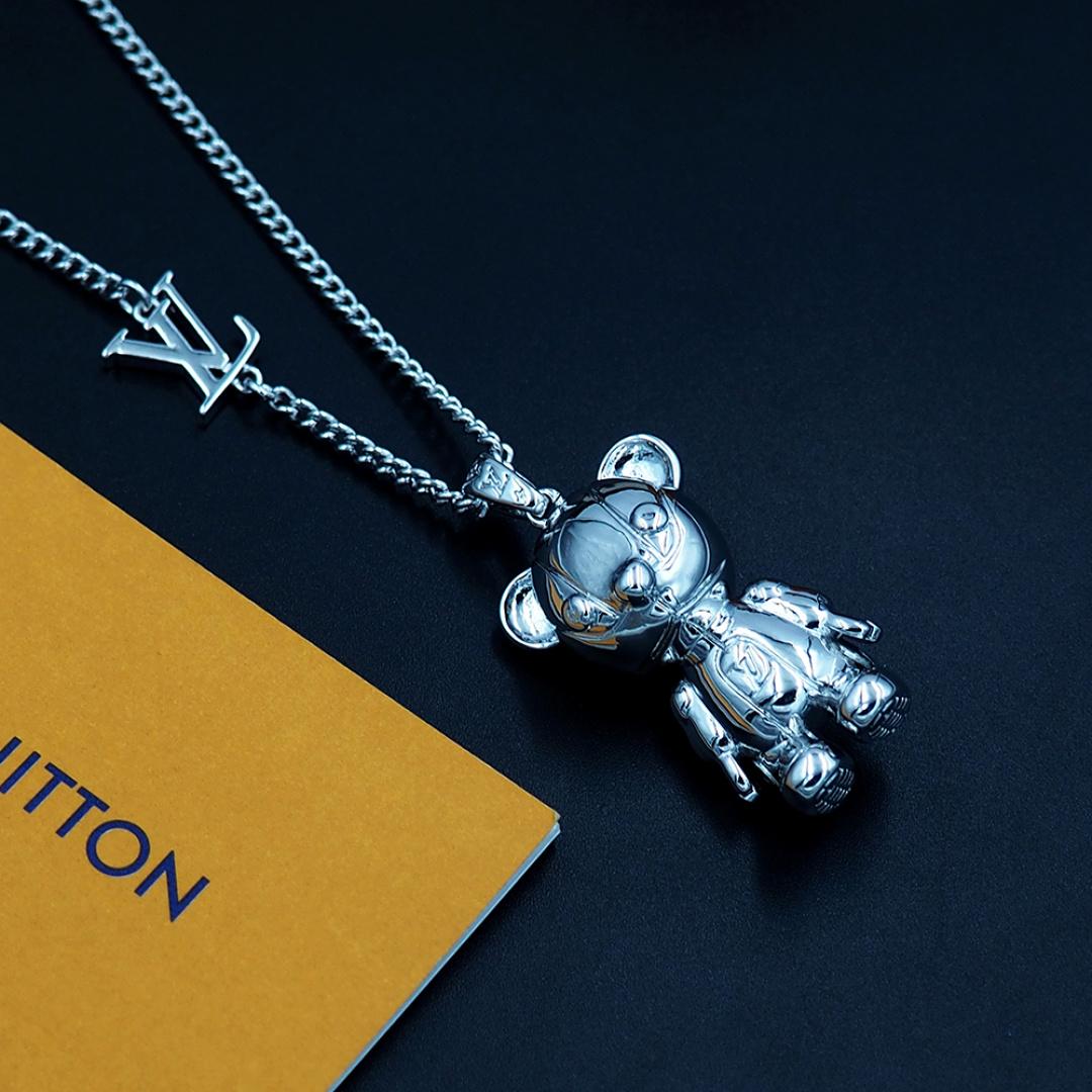 Louis Vuitton LV Louis Medium Charm S00  - FashionPlug