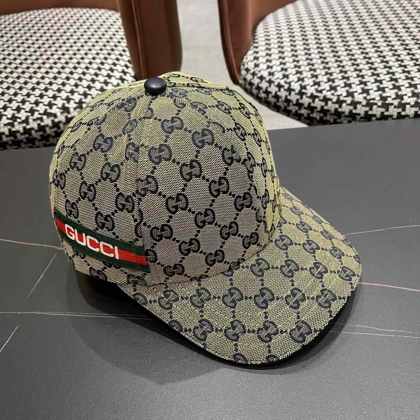 Gucci Cap - FashionPlug