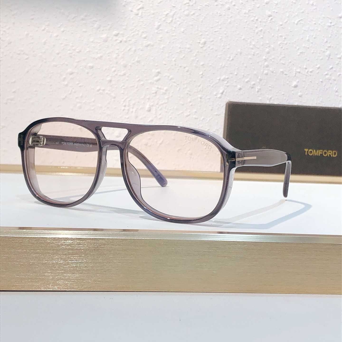 Tom Ford Resco 1022 Sunglasses - FashionPlug