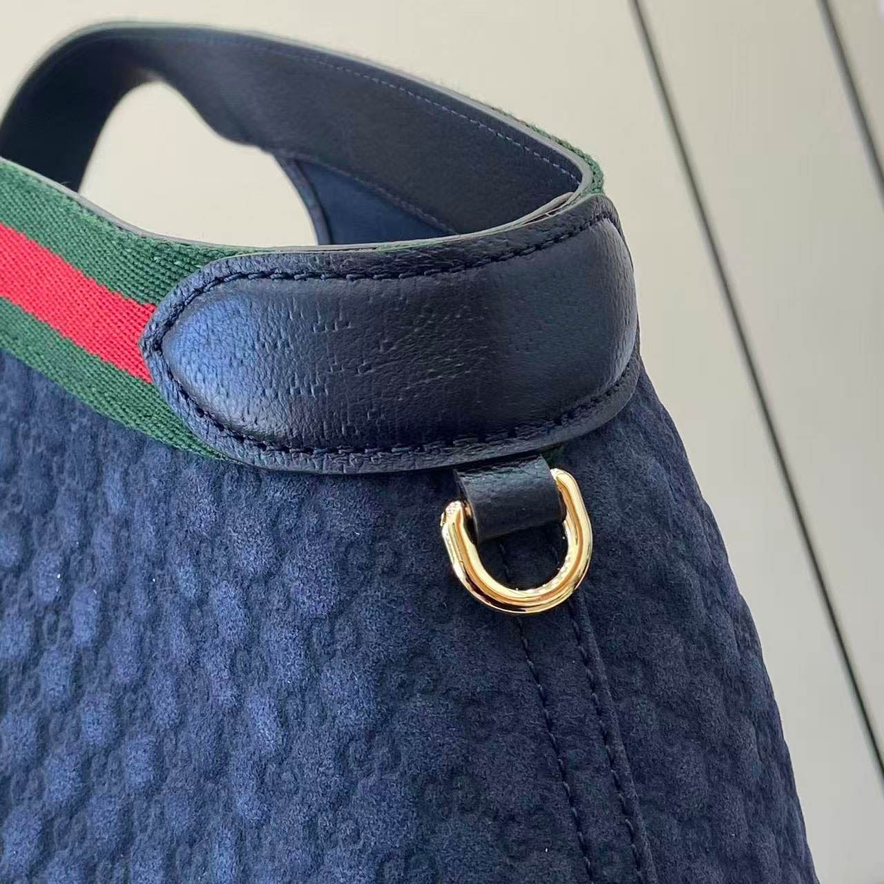 Gucci Giglio Large Tote Bag - FashionPlug