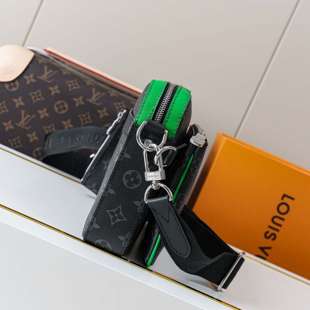 Louis Vuitton Trio Messenger bag  M26052 - FashionPlug