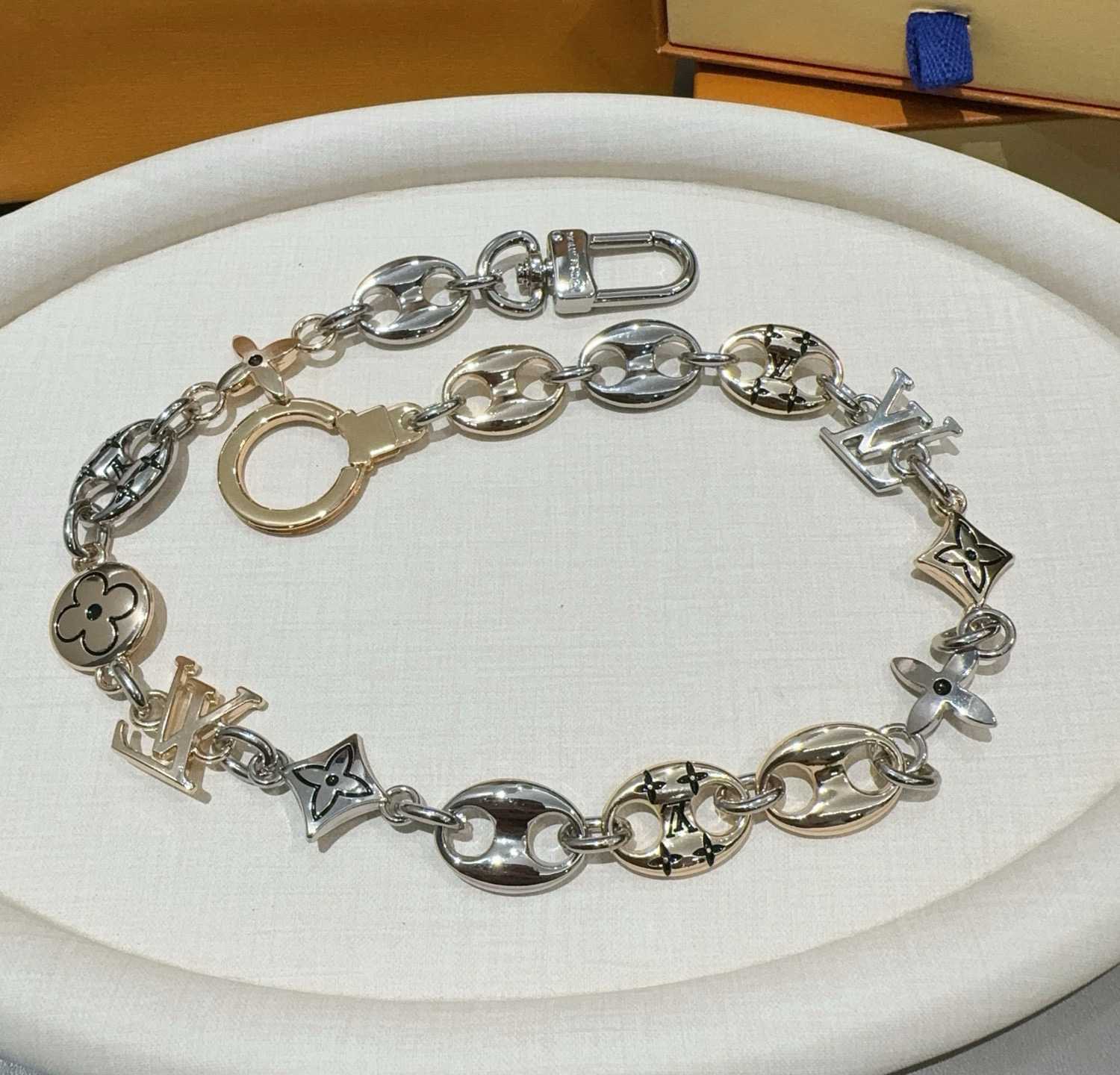 Louis Vuitton LV Sailor Chain Belt S00   M03122 - FashionPlug