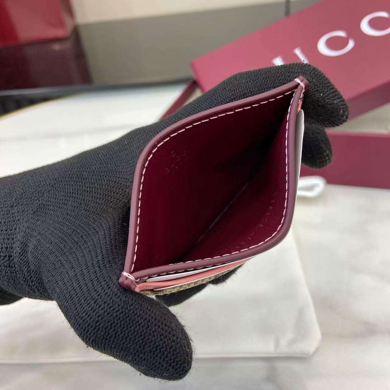 Gucci Besties Card Case 855373 - FashionPlug