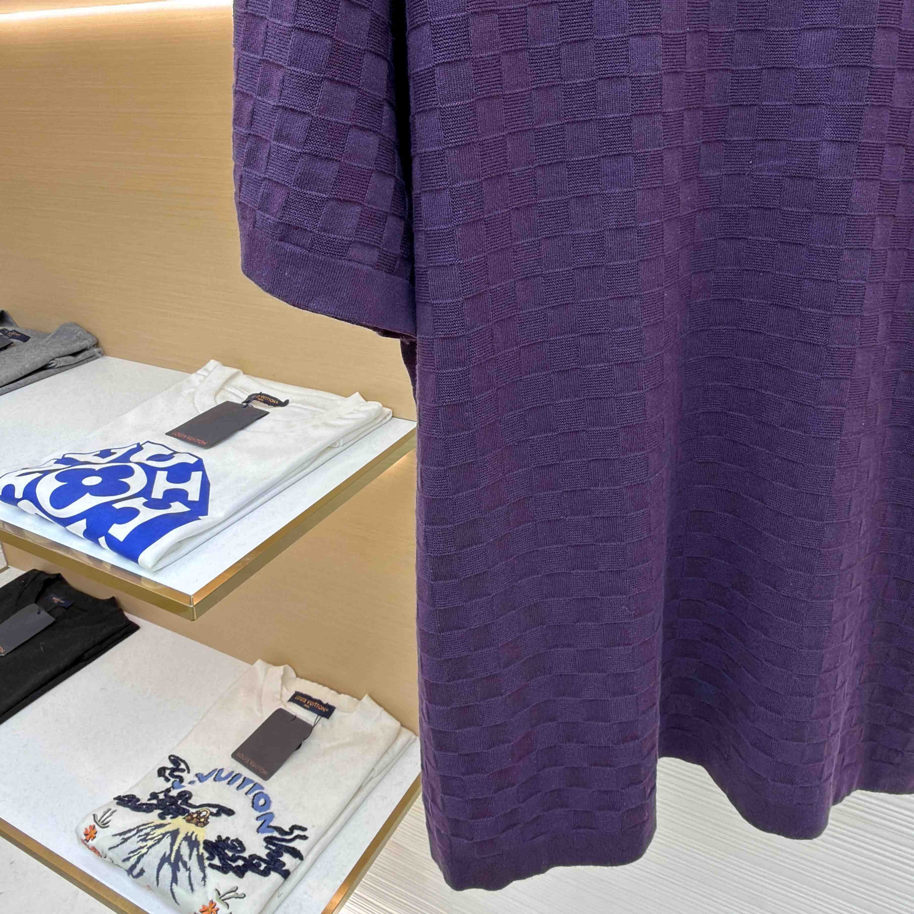 Louis Vuitton Damier Jacquard Short-Sleeved Crewneck    1AJTVL - FashionPlug