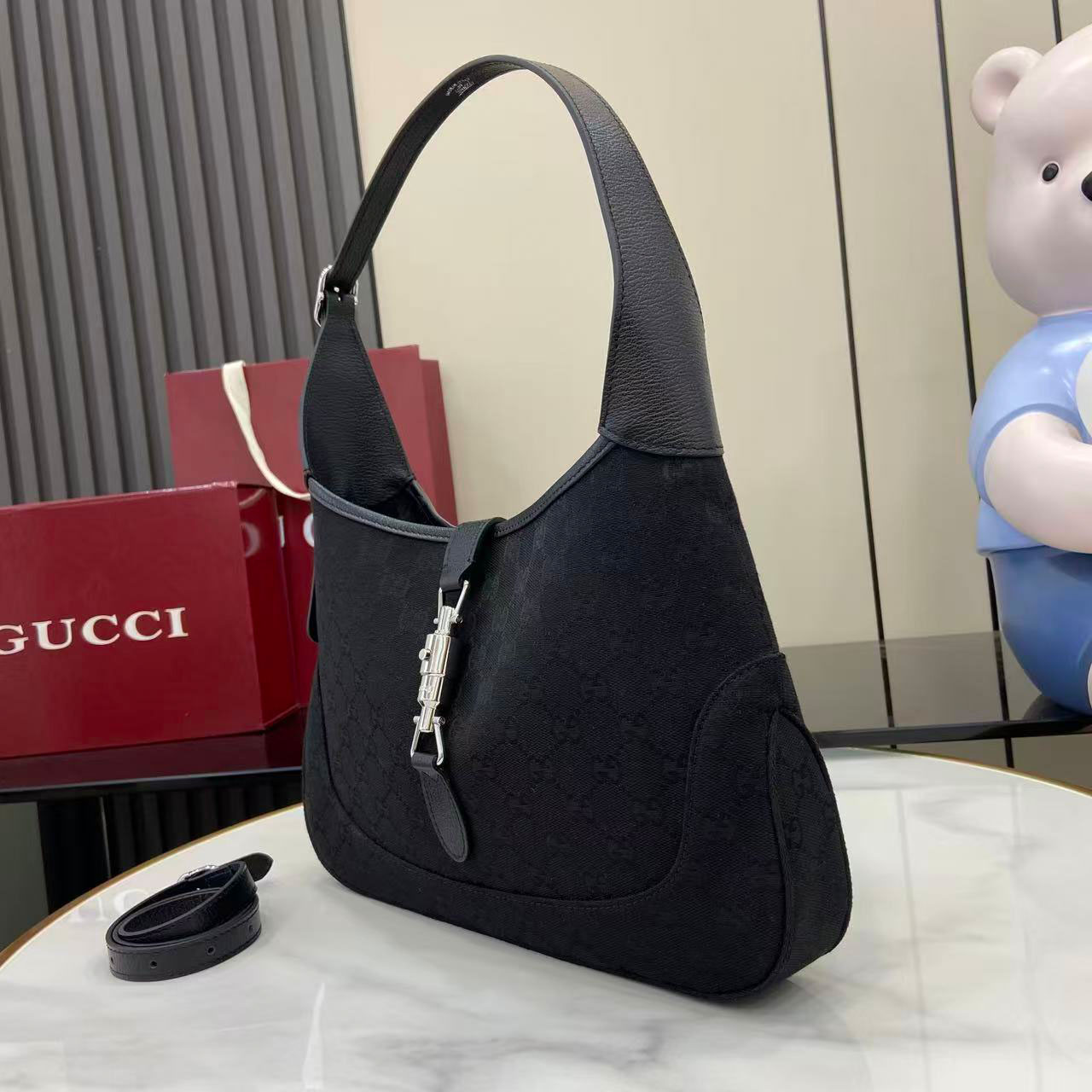 Gucci Jackie 1961 Medium Shoulder Bag 863137 - FashionPlug