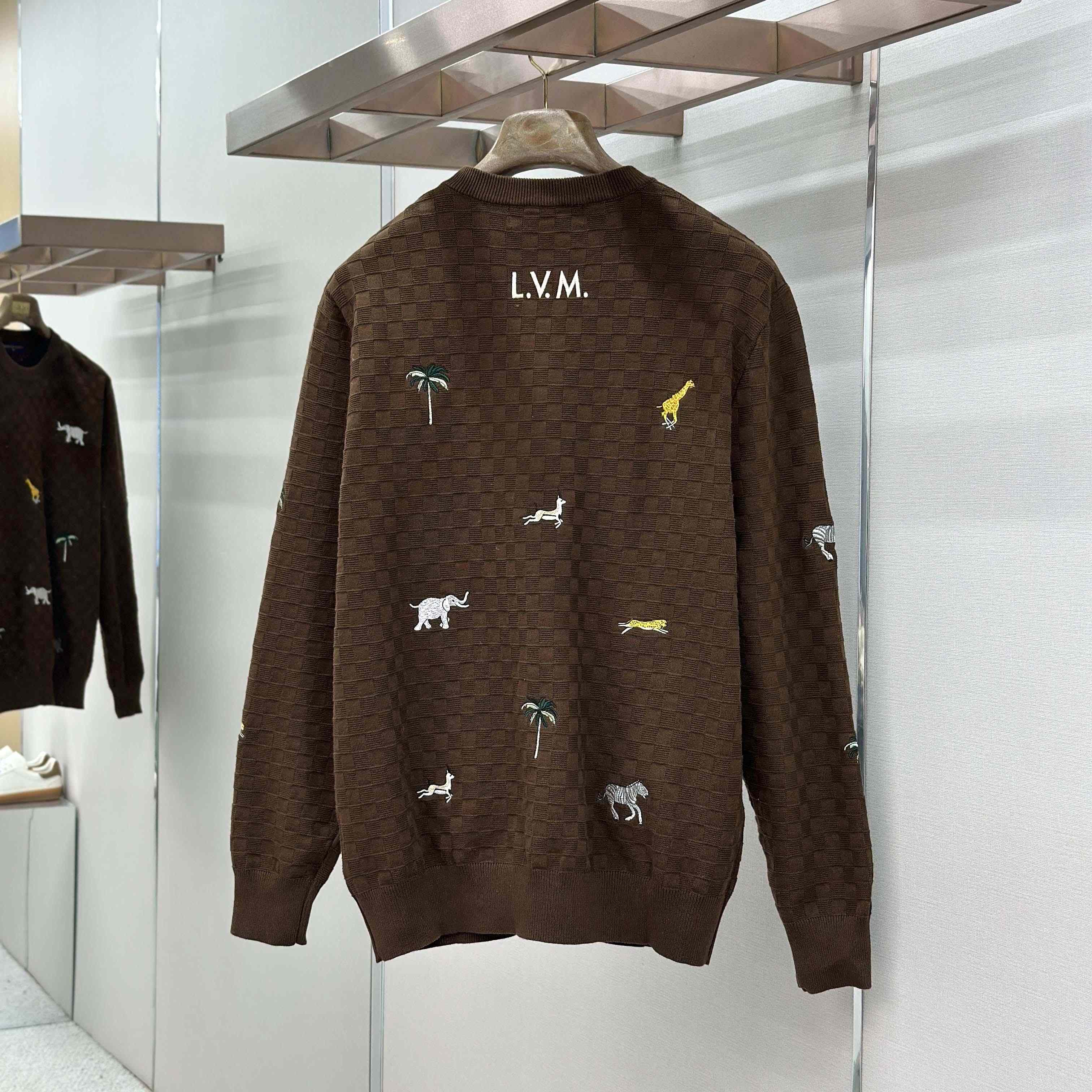 Louis Vuitton LV x The The Darjeeling Limited Embroidered Long-Sleeved Crewneck    1AJTYG - FashionPlug