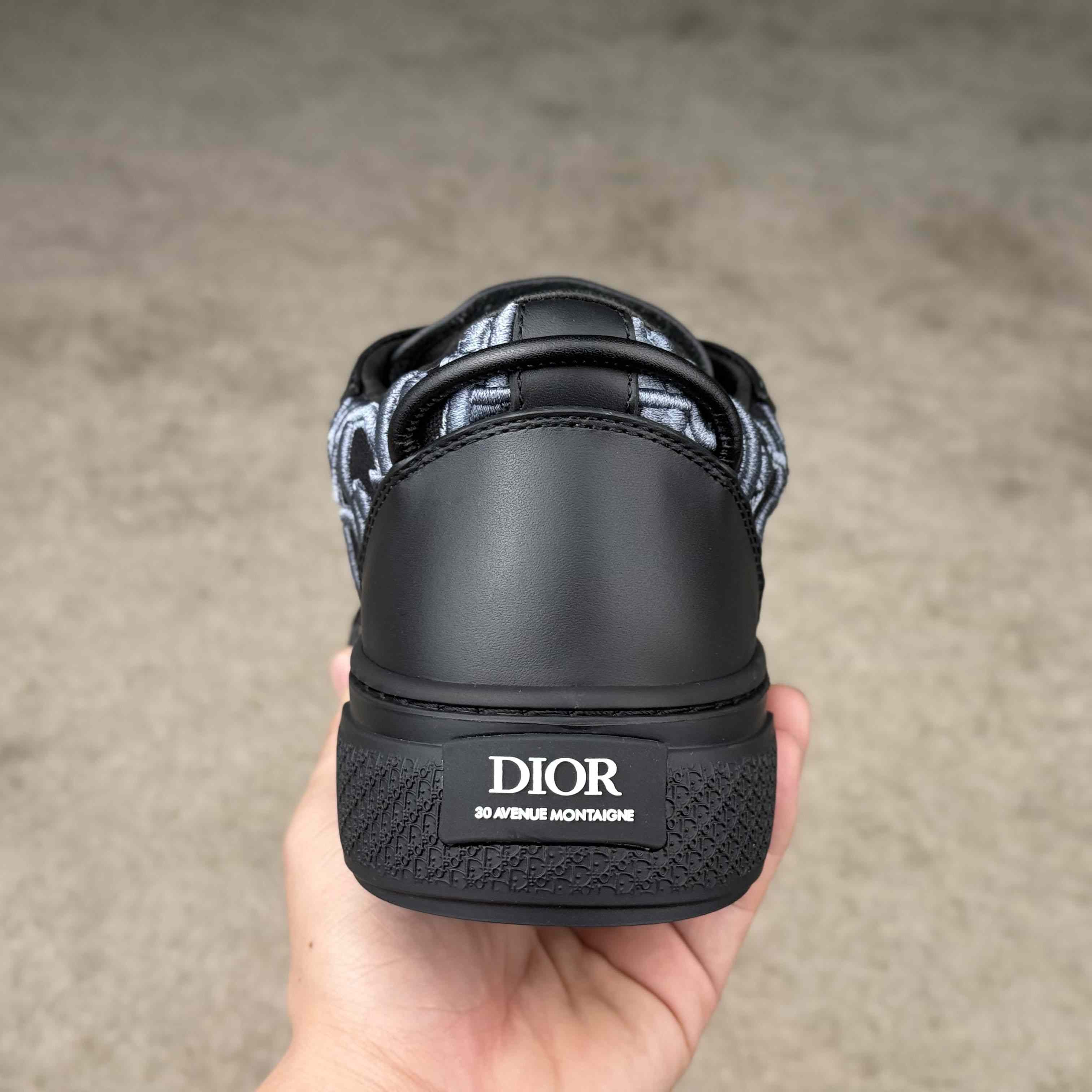 Dior B33 Spin Sneaker  - FashionPlug