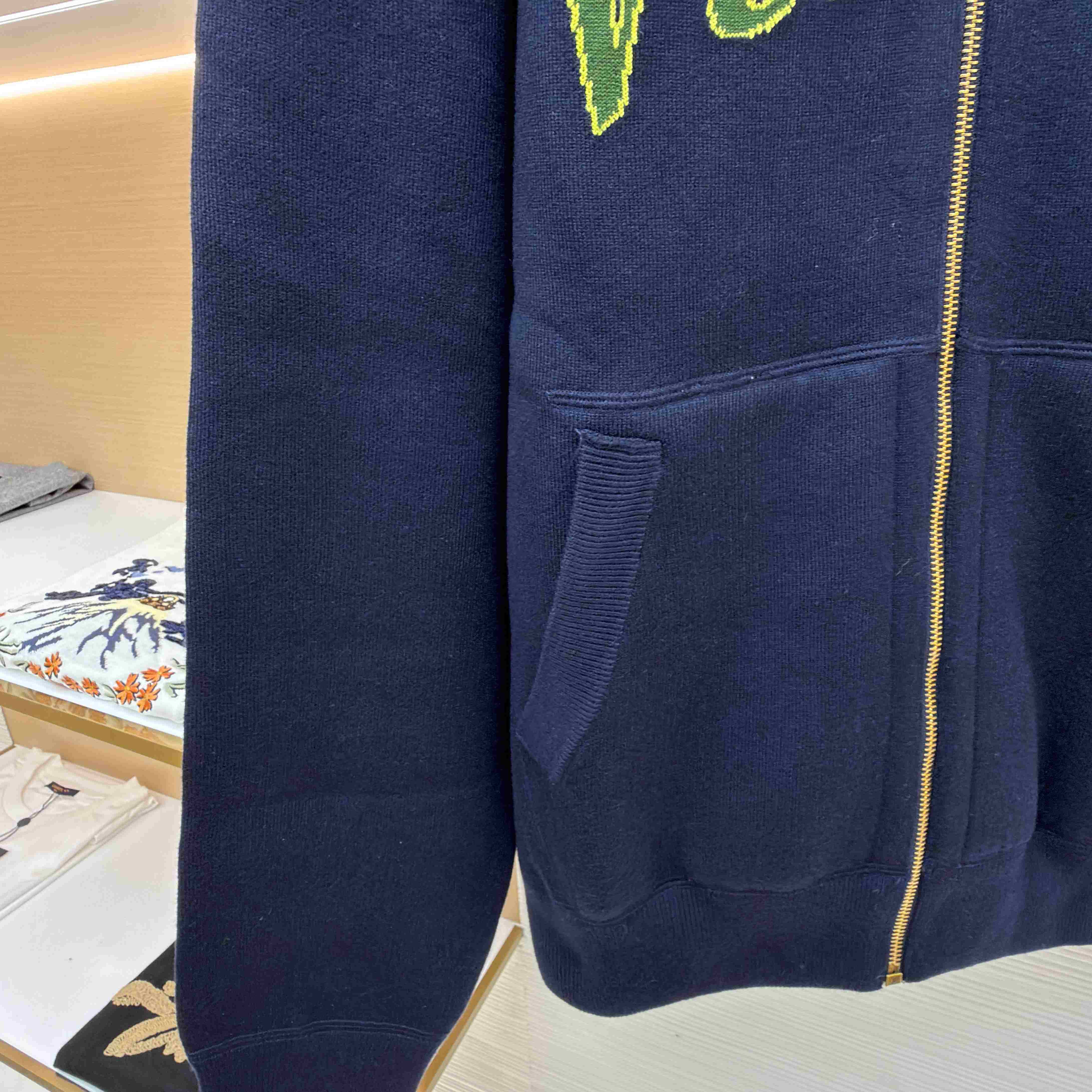 Louis Vuitton Monogram Double Face Reversible Hoodie 1AIJZ9 - FashionPlug